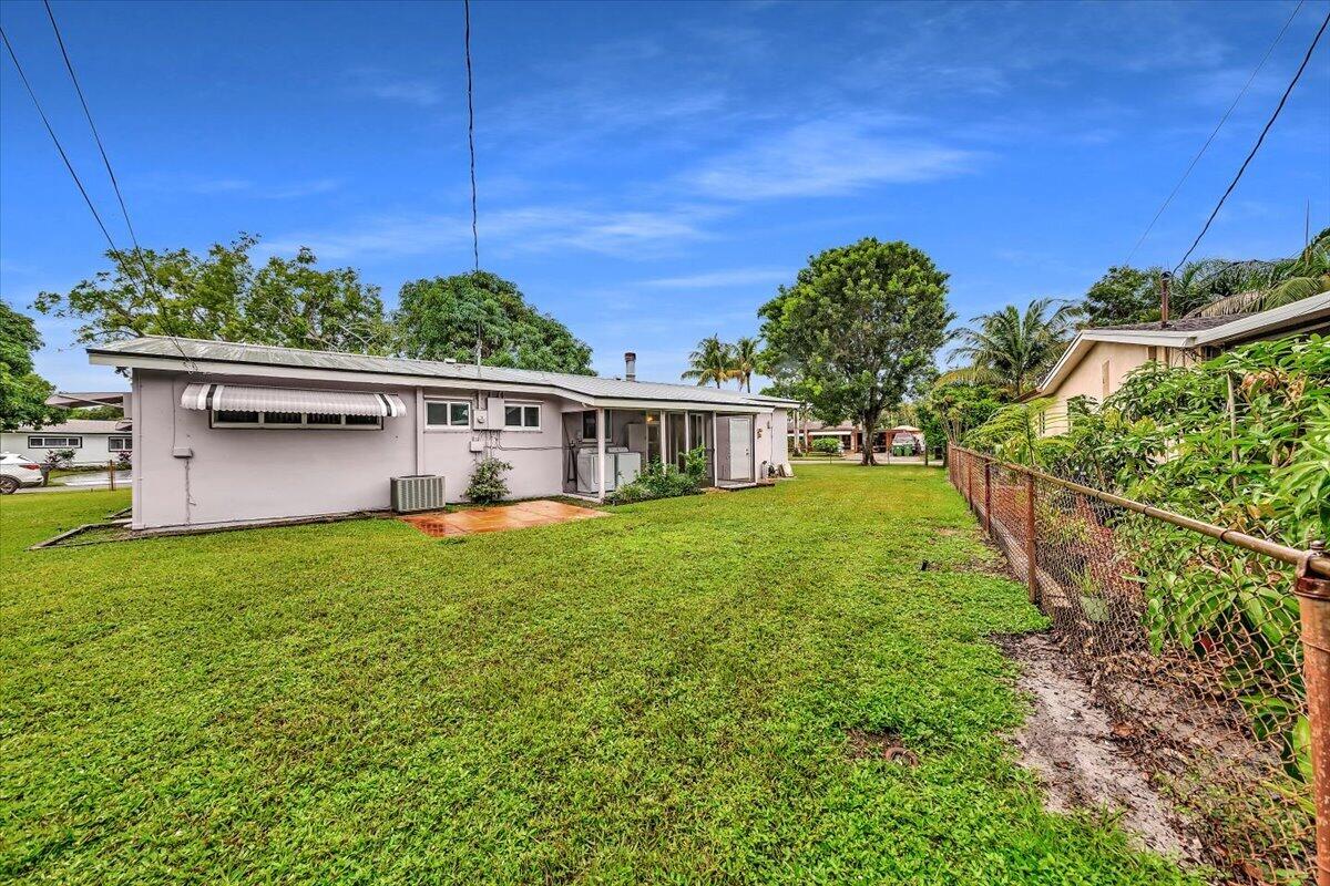 2080 Sw 38th Avenue Property Photo 39
