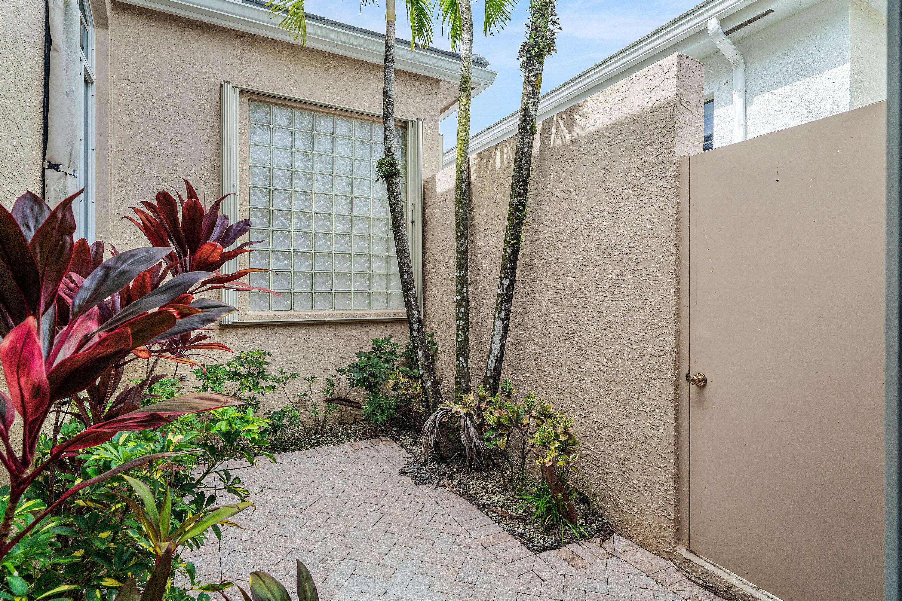 7700 Bella Verde Way Property Photo 43