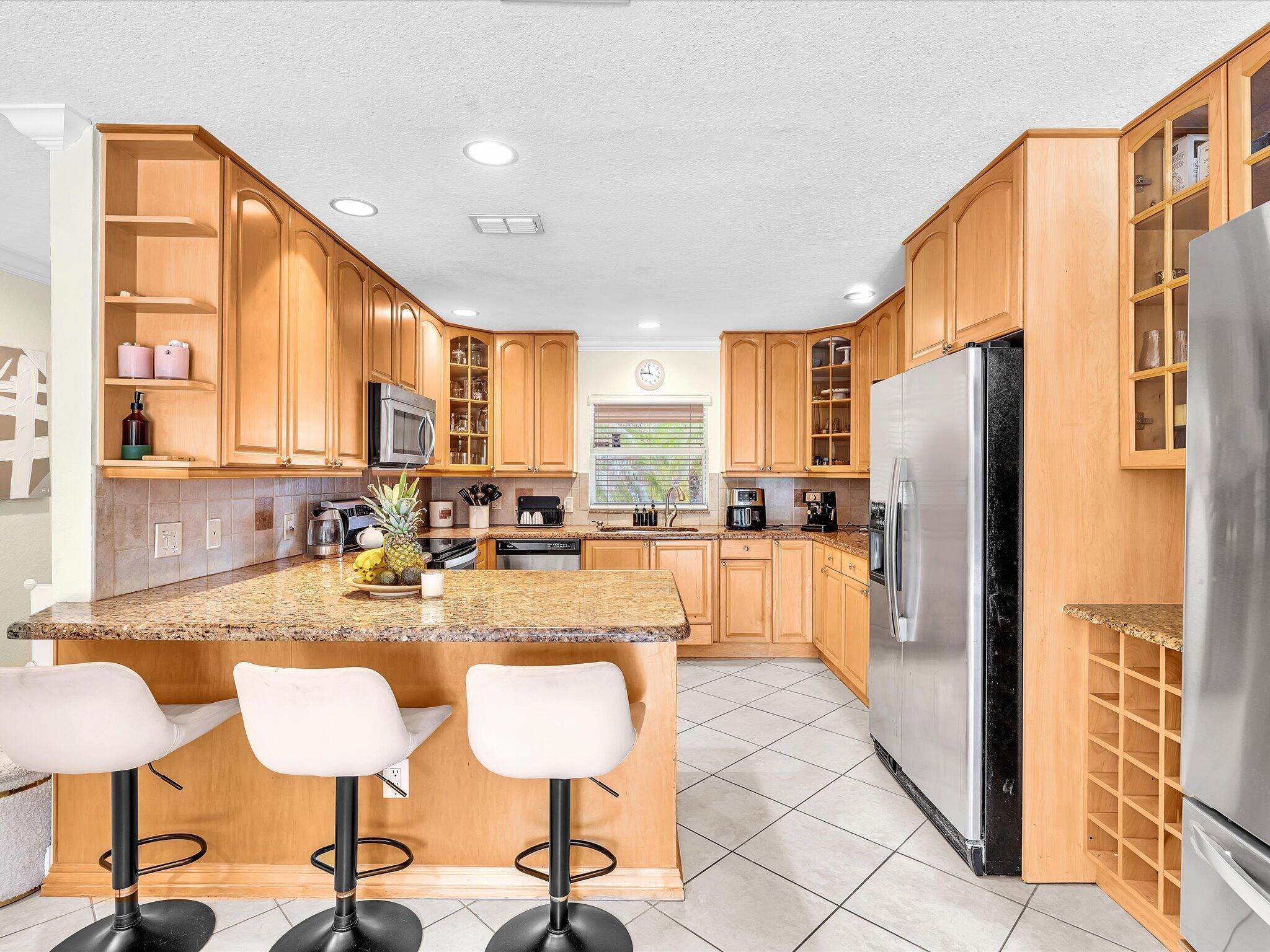 11 Forest Hills Lane Property Photo 4