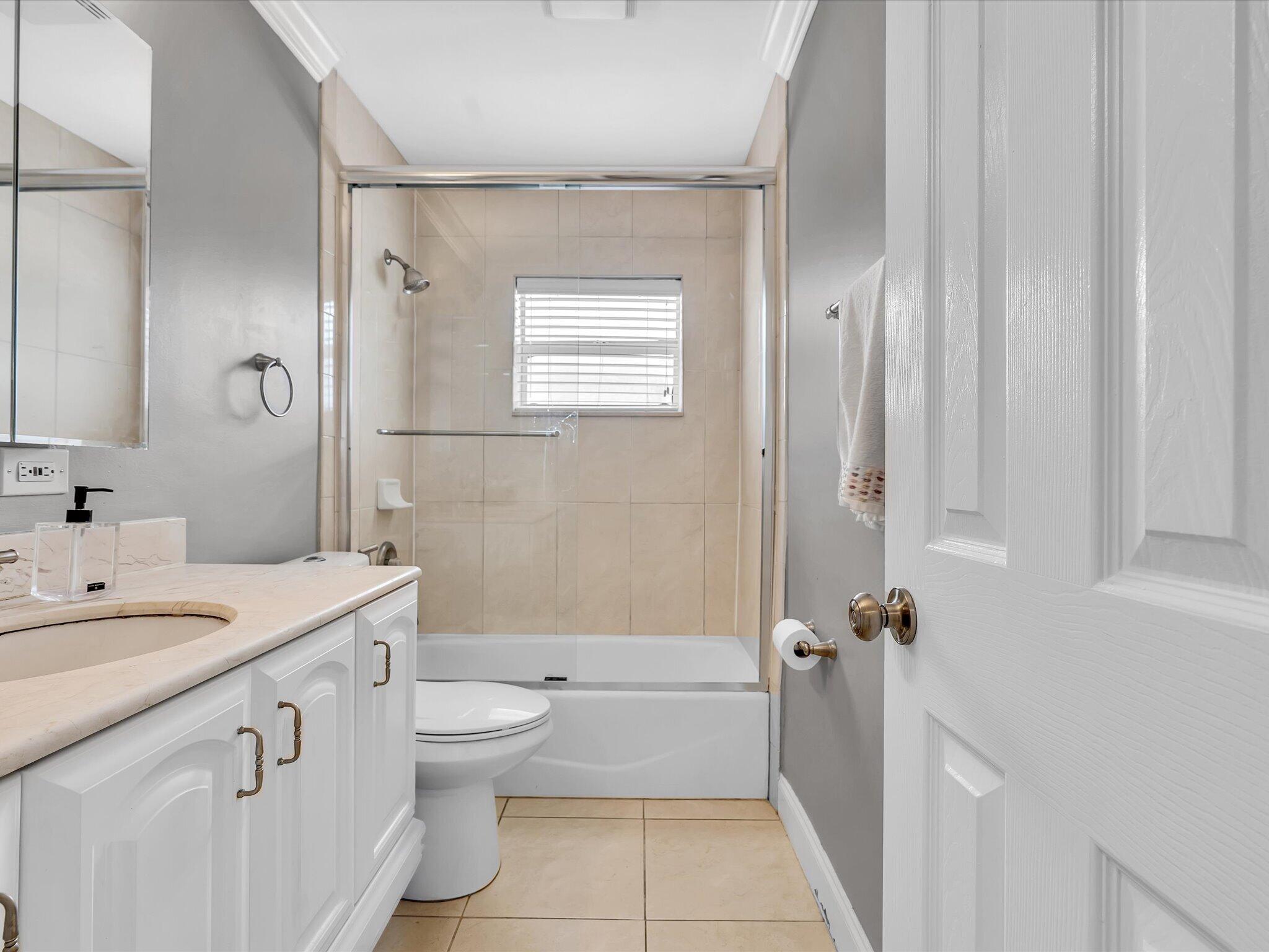 11 Forest Hills Lane Property Photo 36