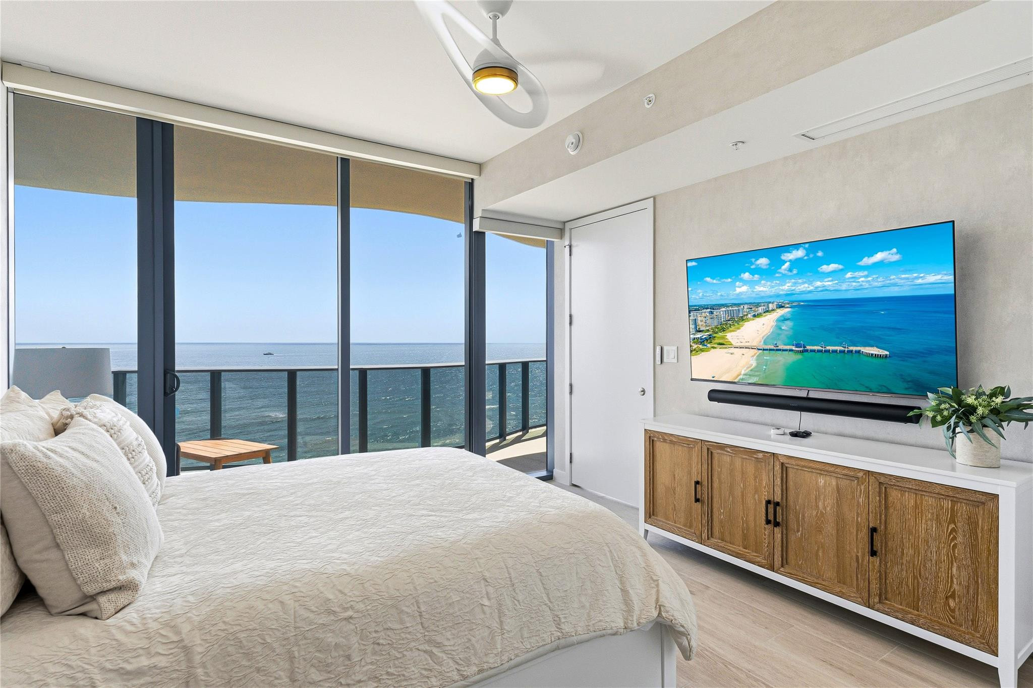 900 N Ocean Boulevard N 905 Property Photo 15