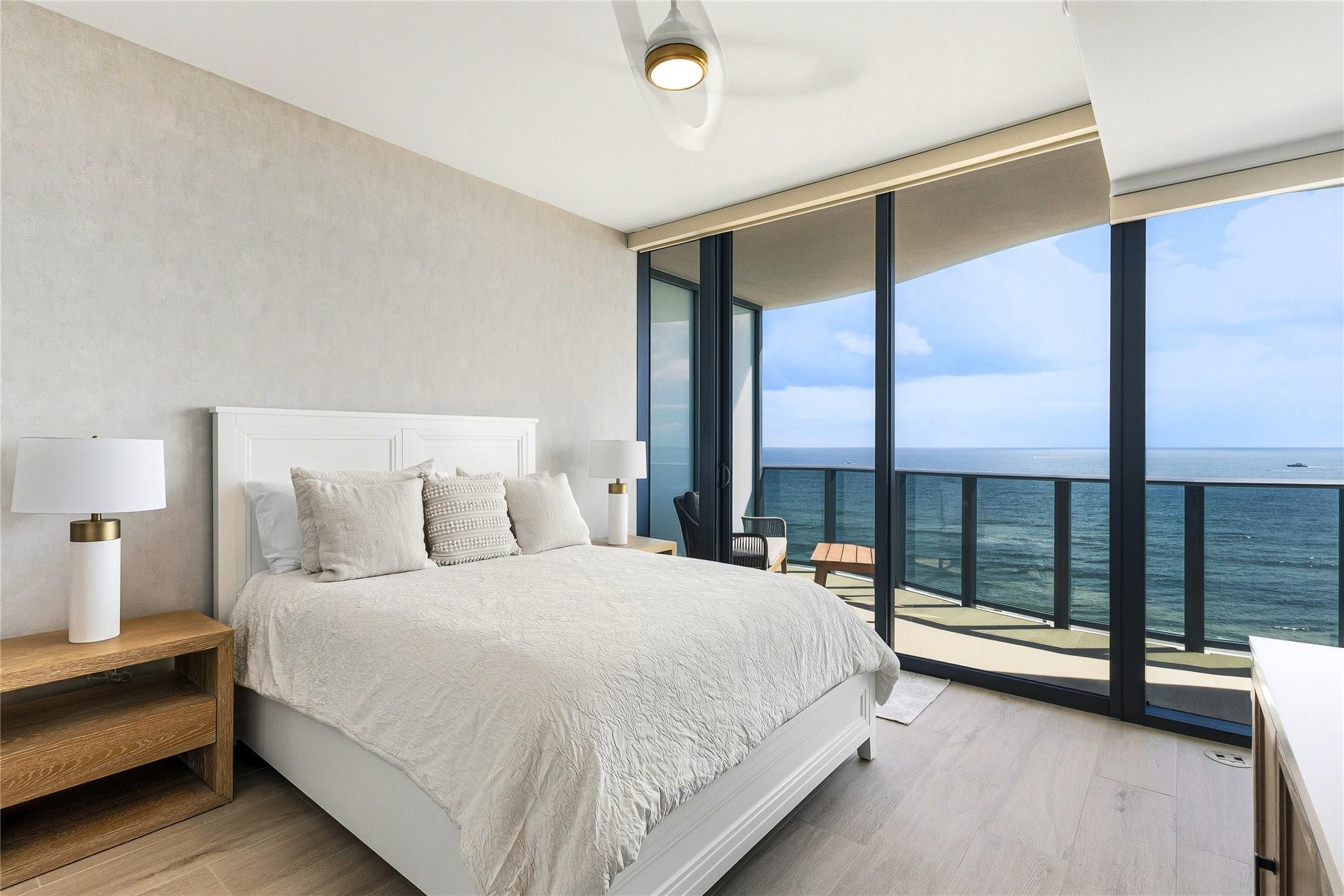 900 N Ocean Boulevard N 905 Property Photo 16