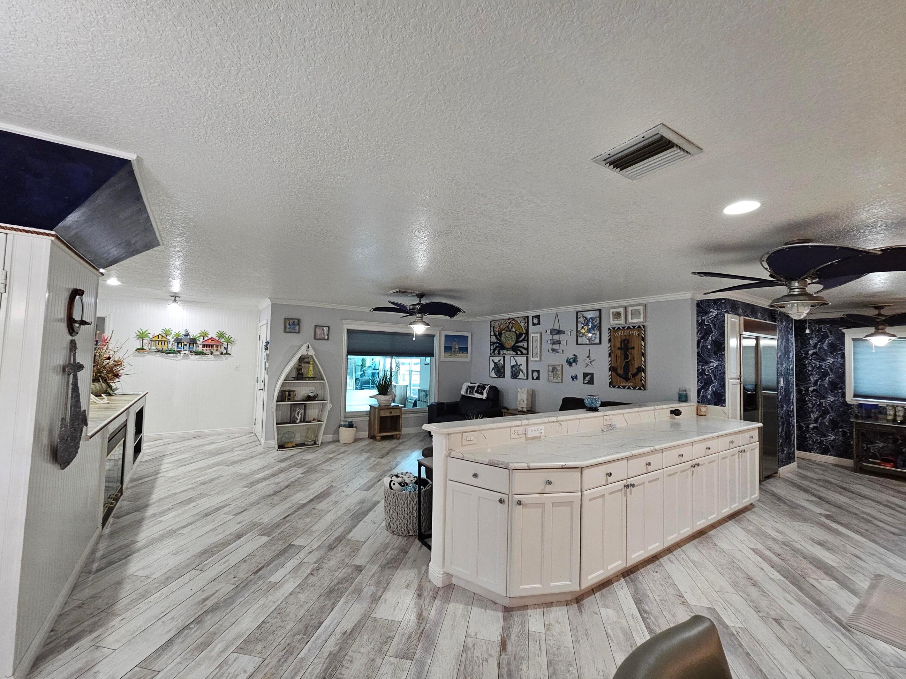 807 Grandview Boulevard Property Photo 7