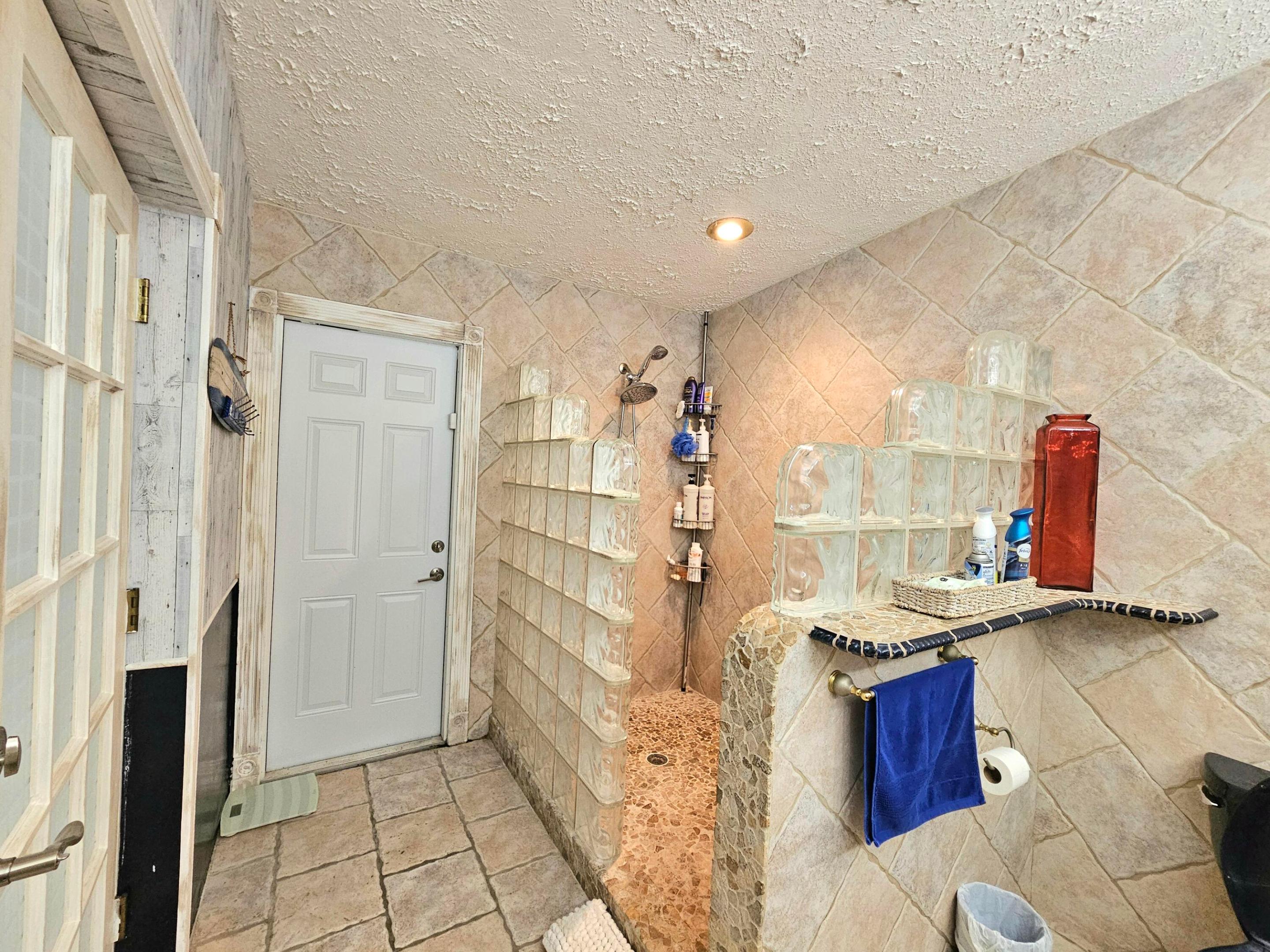 807 Grandview Boulevard Property Photo 13