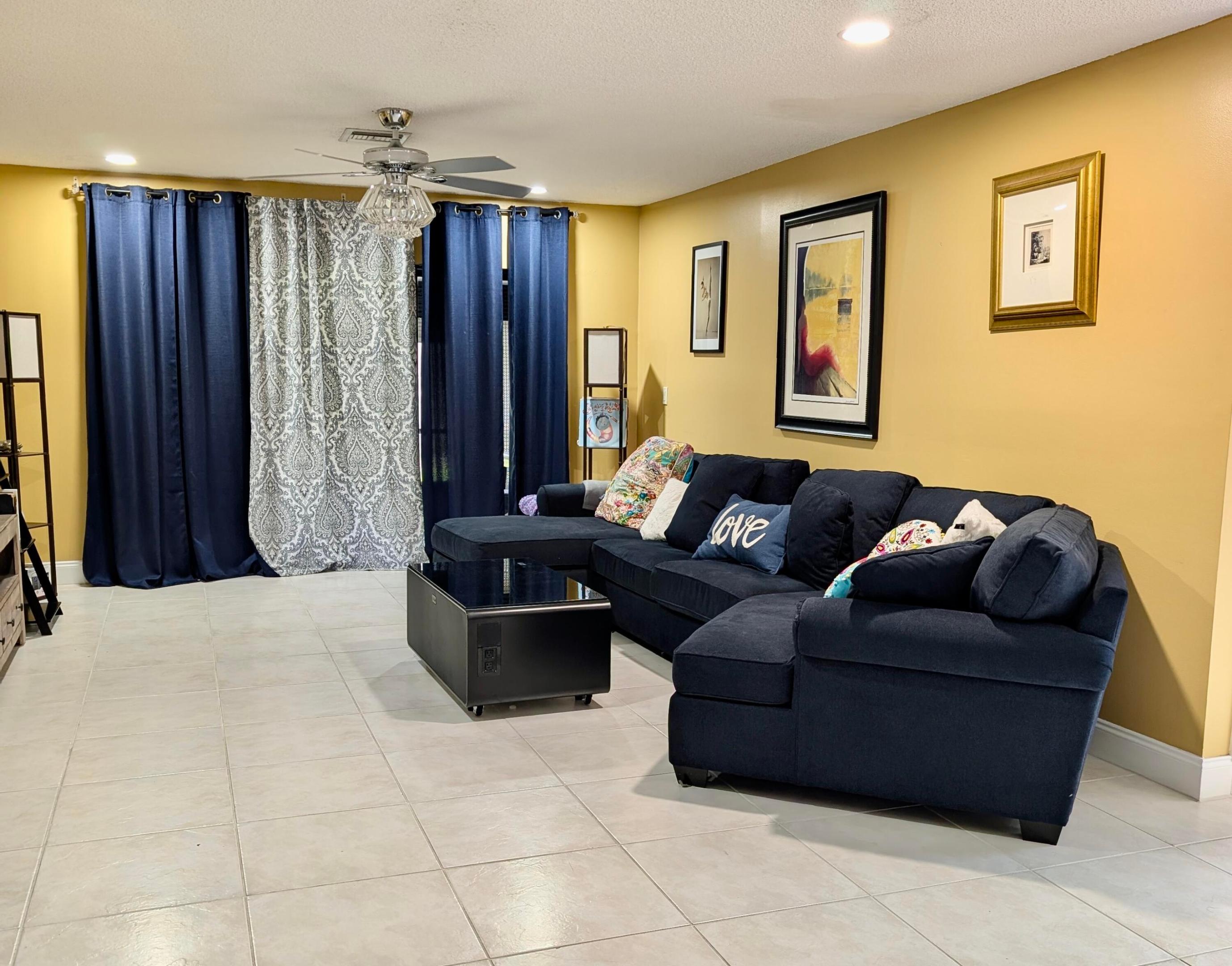 3482 Stanton Terrace Property Photo 4