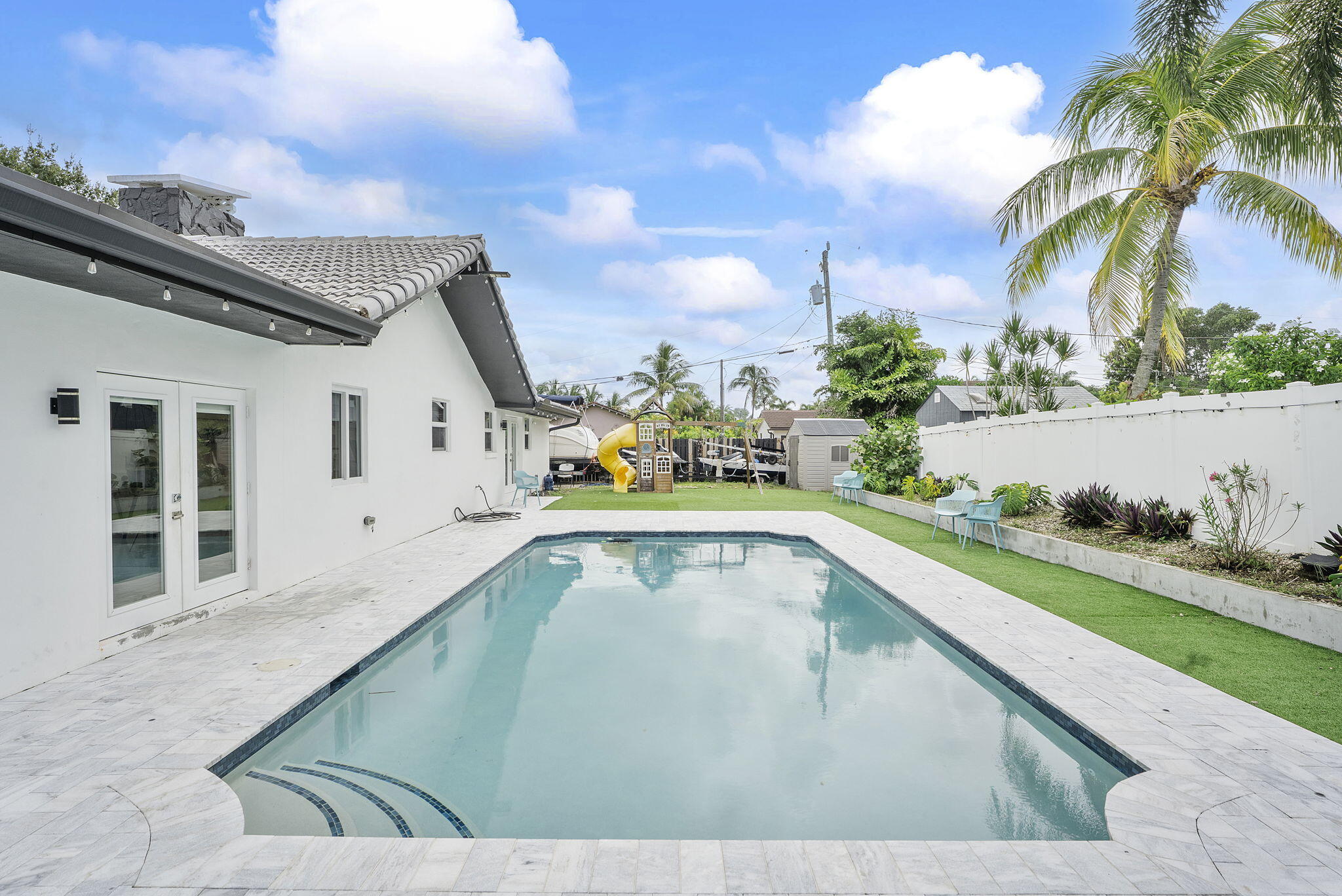 5800 SW 19TH Street