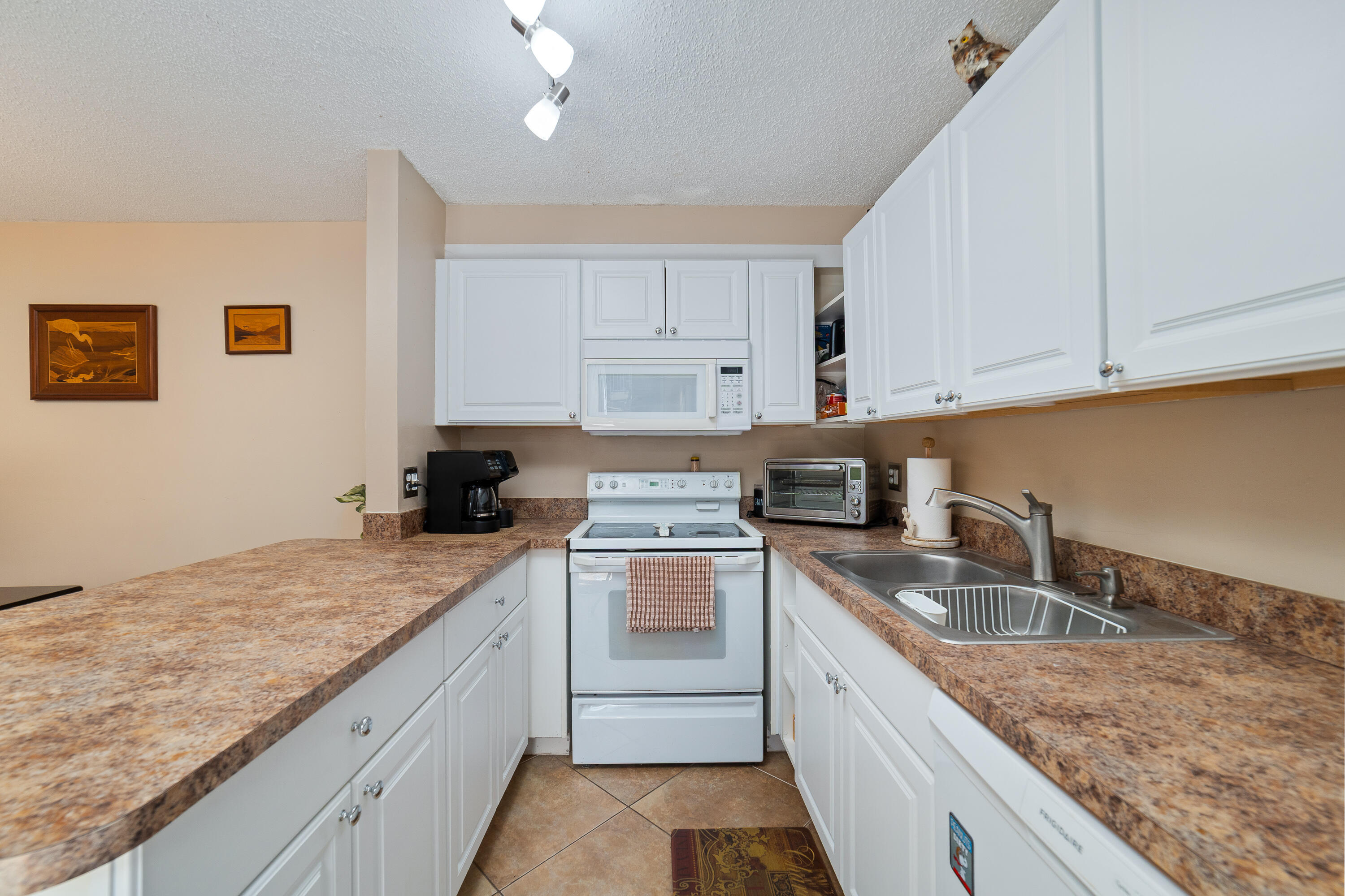 1704 Forest Lakes Circle A Property Photo 16