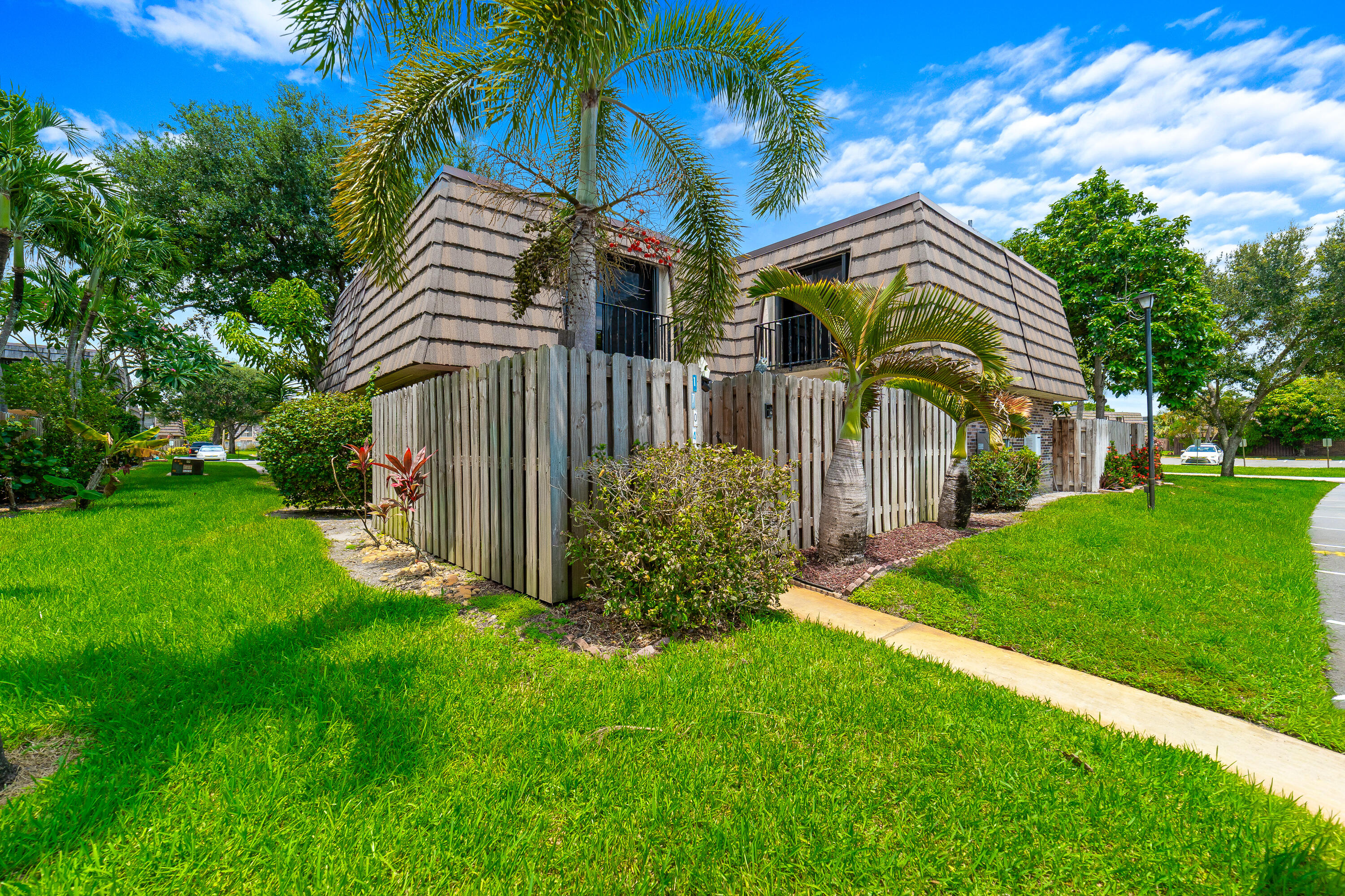 1704 Forest Lakes Circle A Property Photo 27