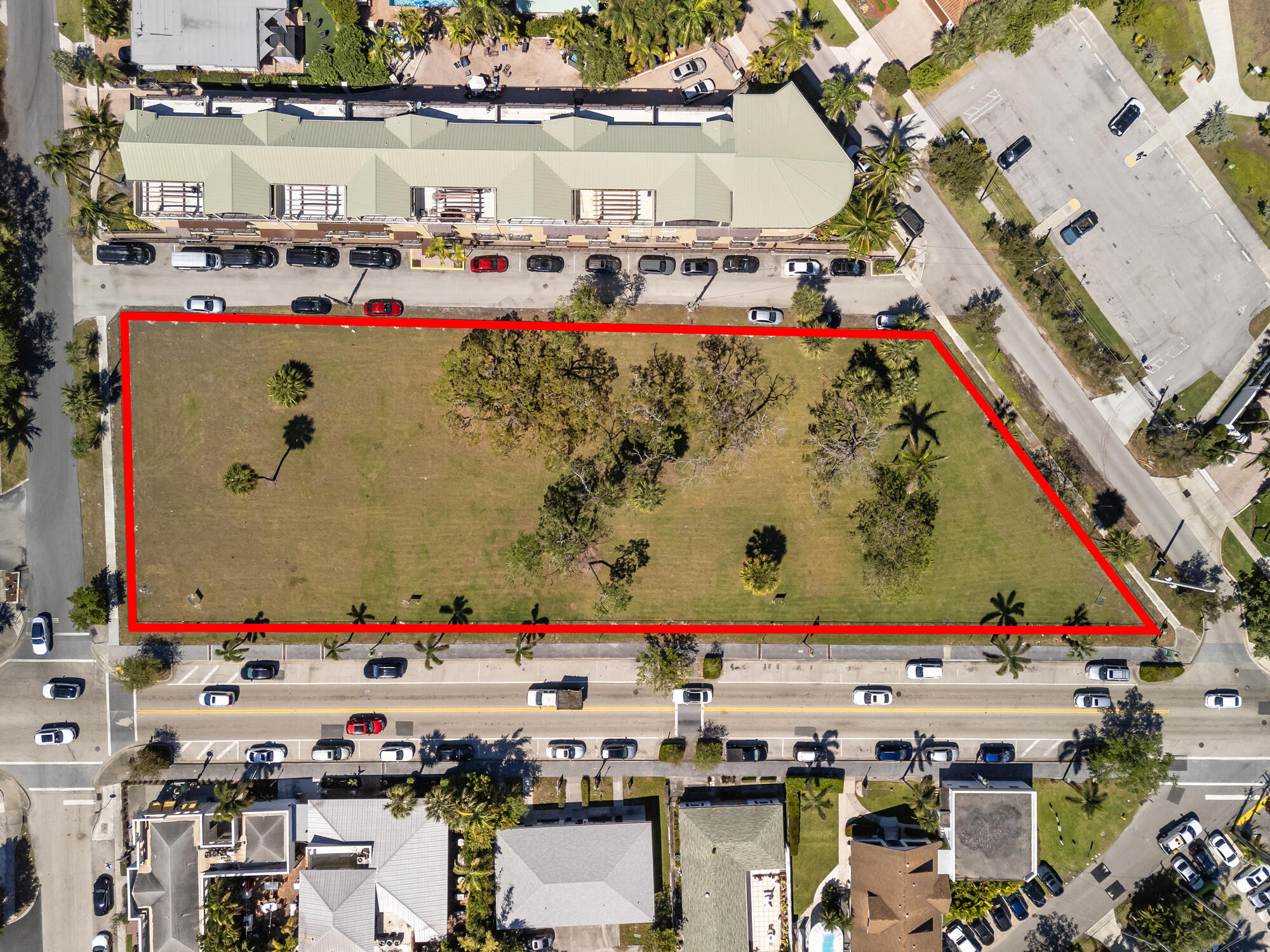 201 E Ocean Avenue Property Photo 3