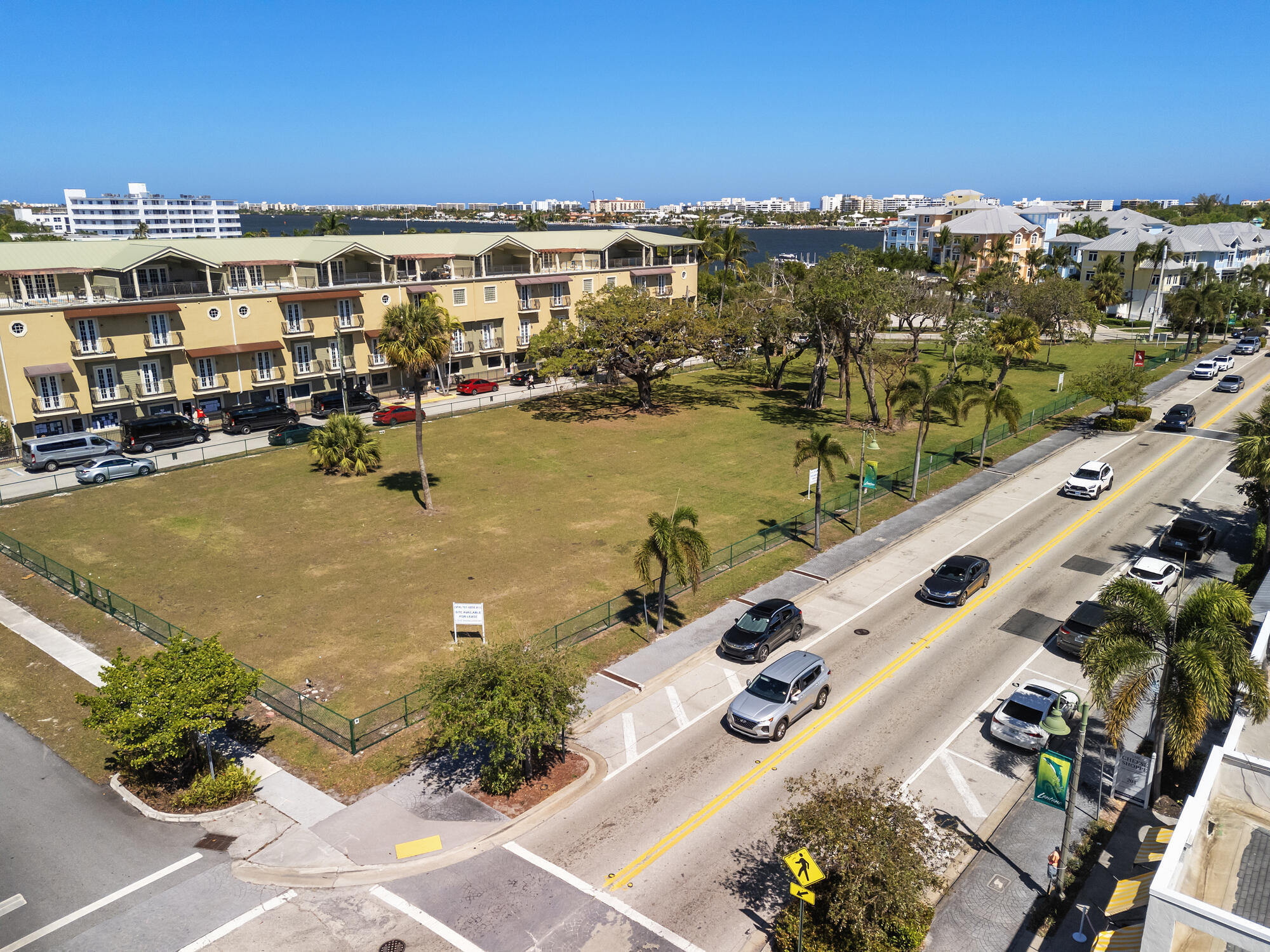 201 E Ocean Avenue Property Photo 15