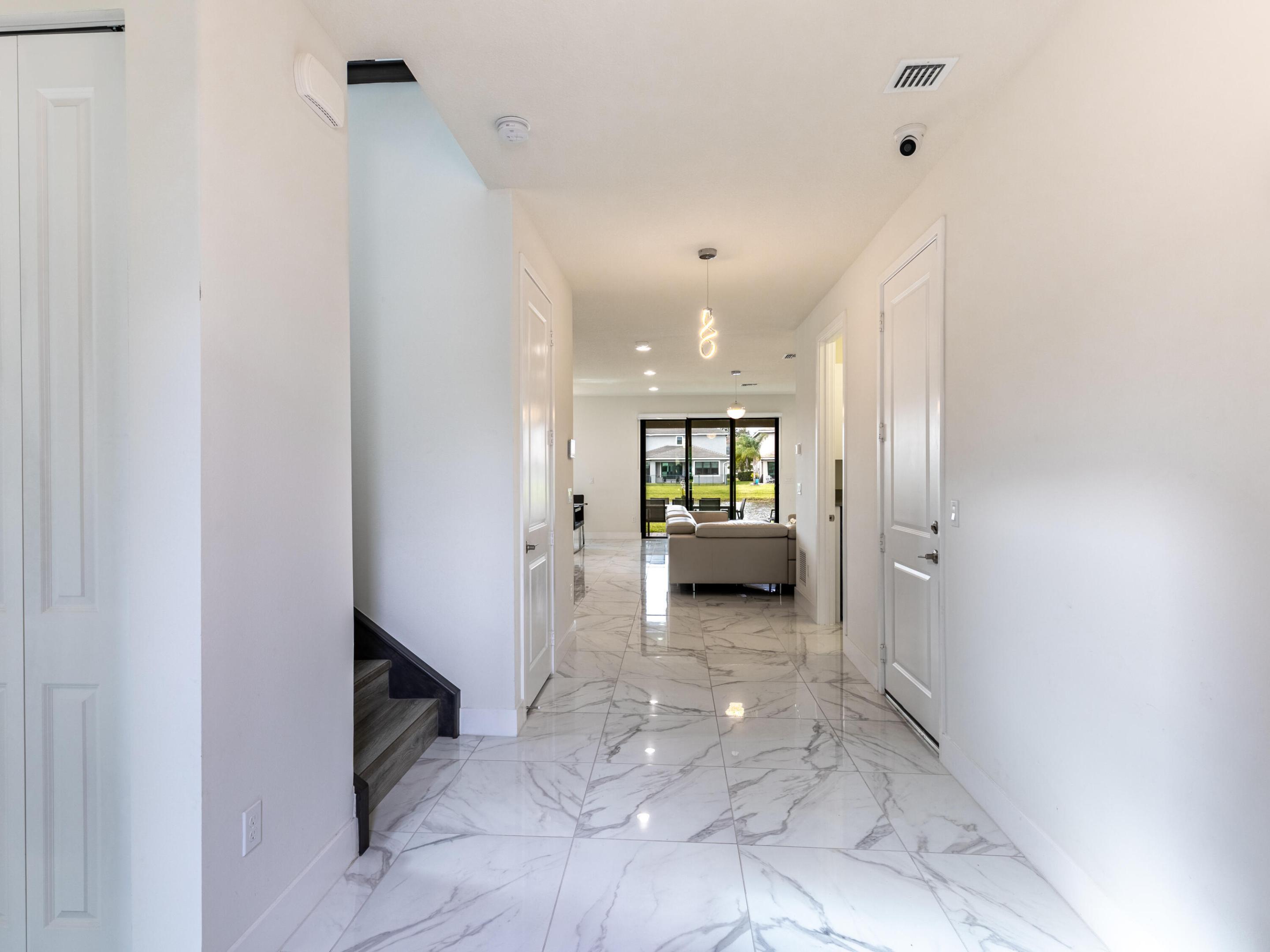 7197 Montereal Path Property Photo 5