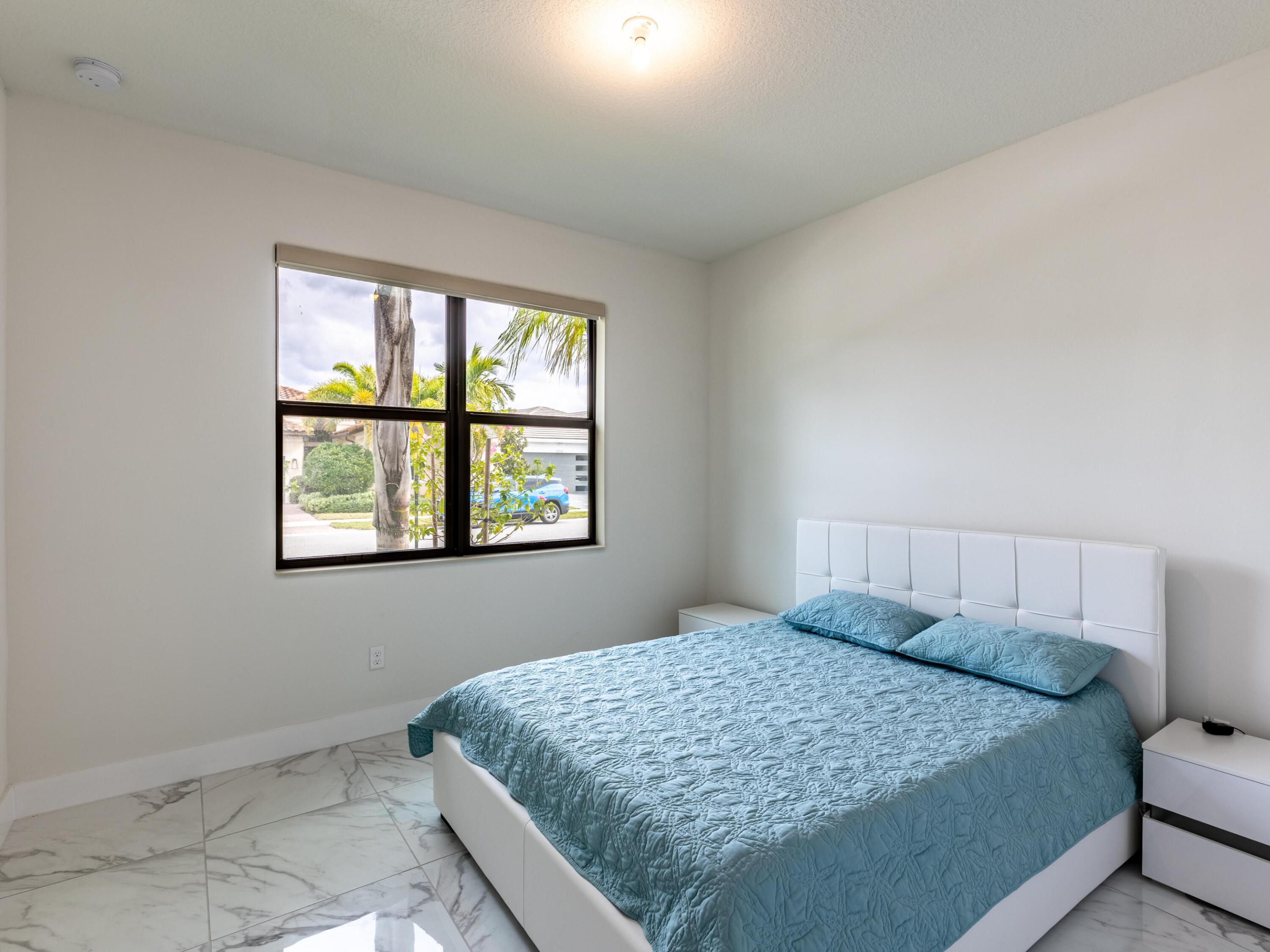 7197 Montereal Path Property Photo 6