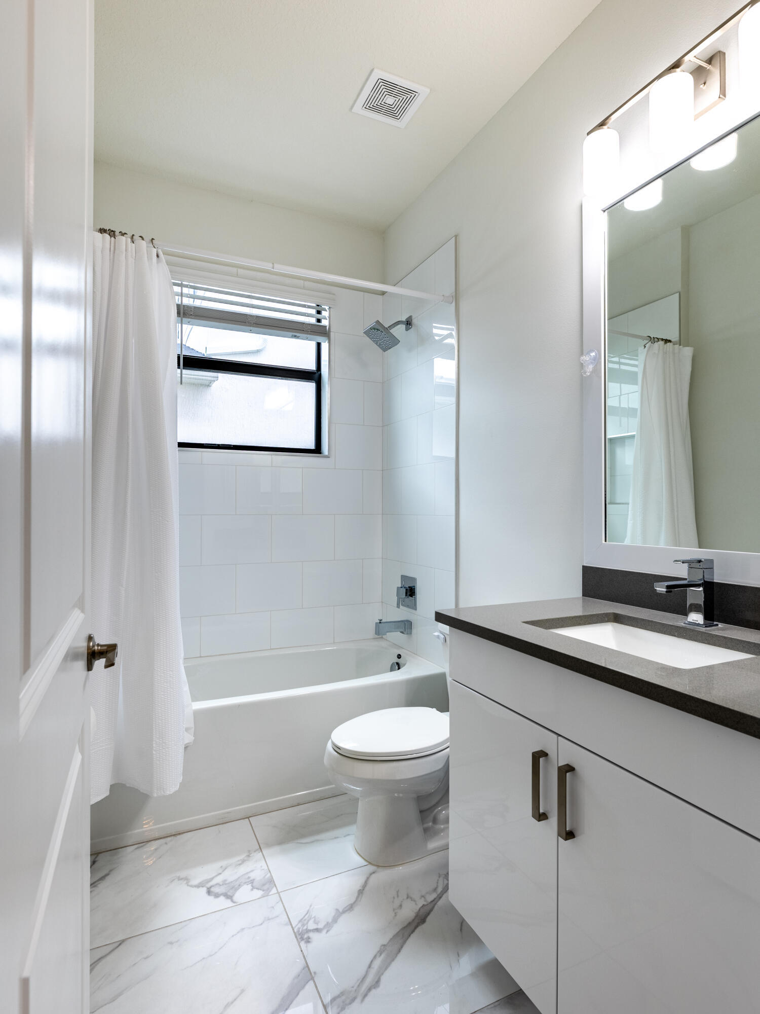 7197 Montereal Path Property Photo 7