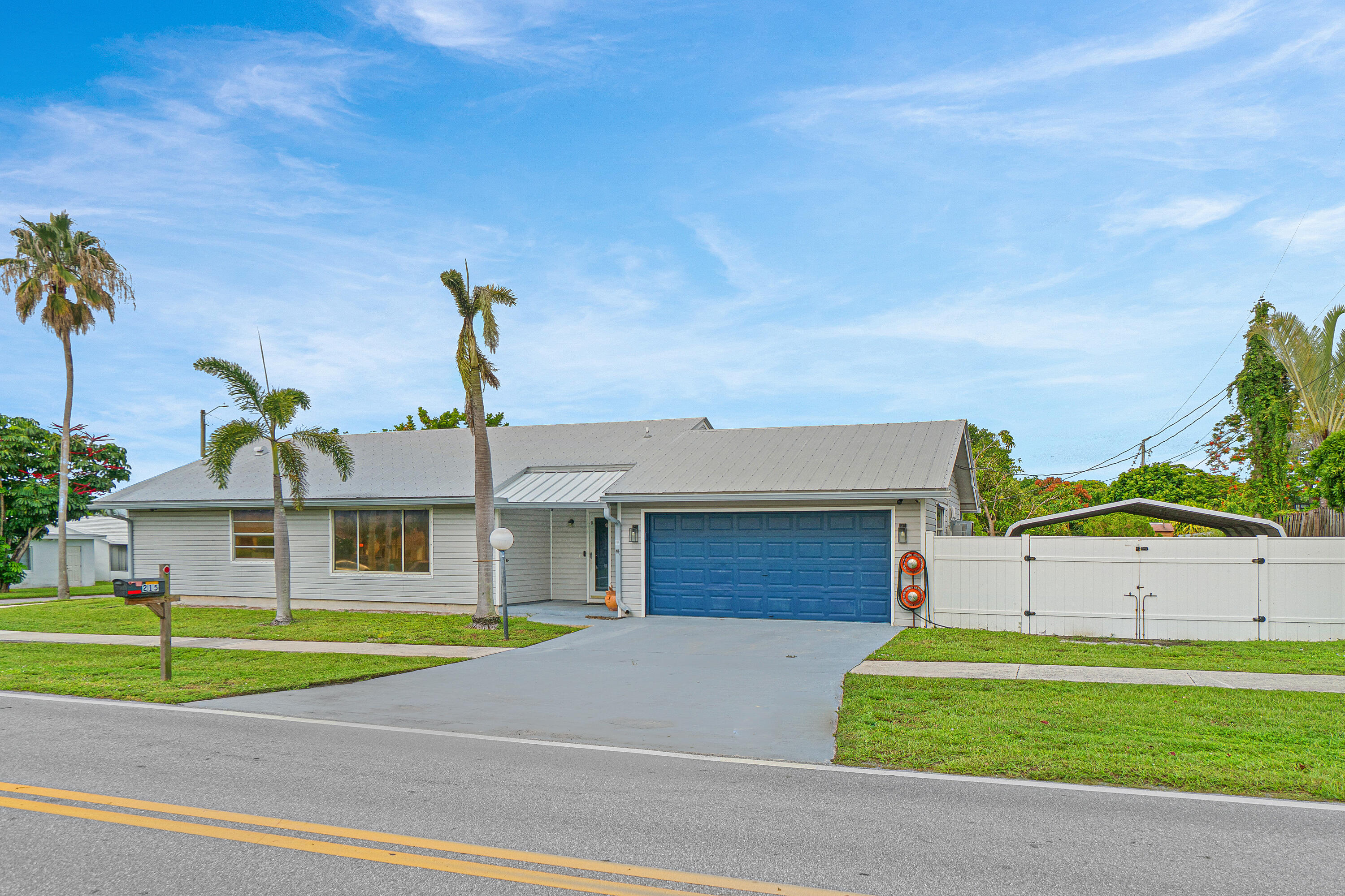 215 SW 8TH Street