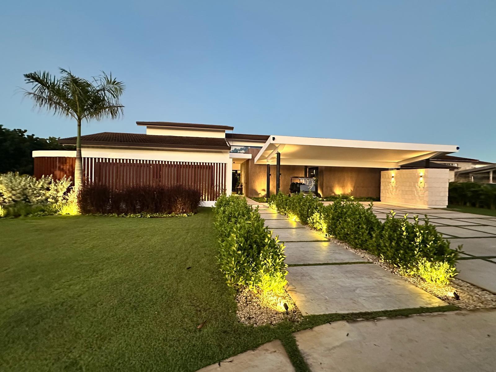 8 5 Property Photo 1