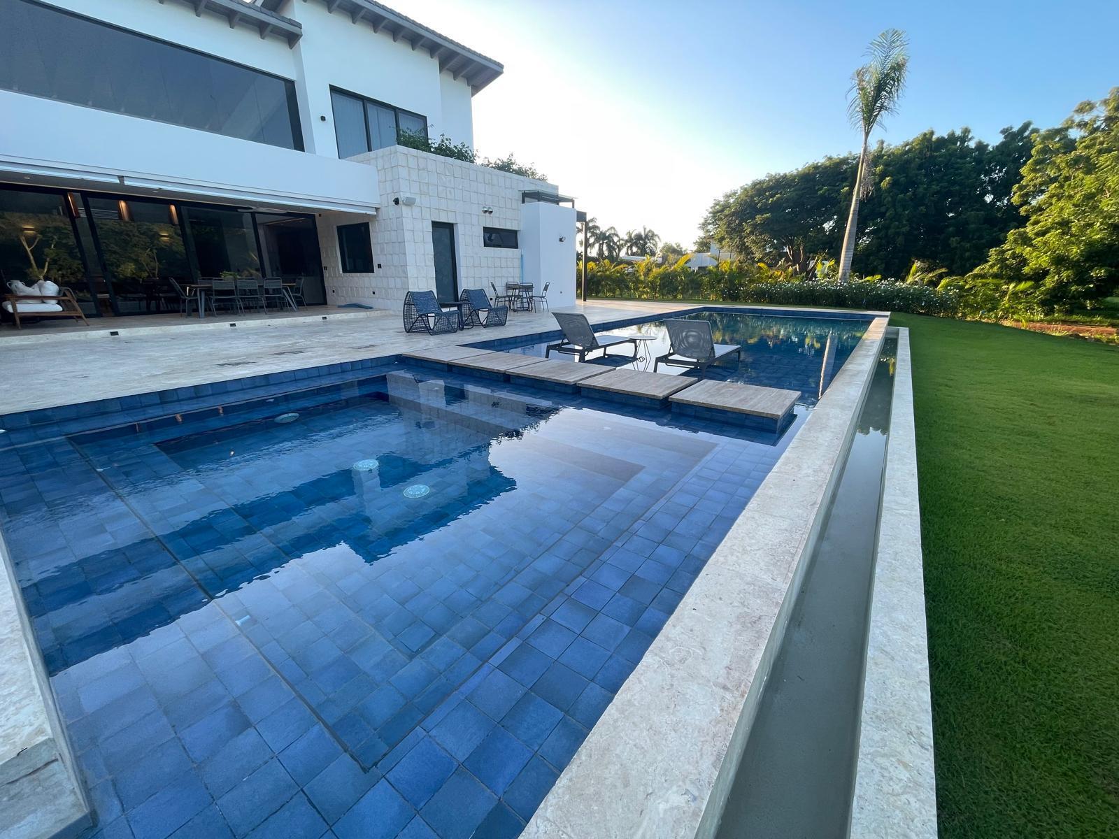 8 5 Property Photo 17