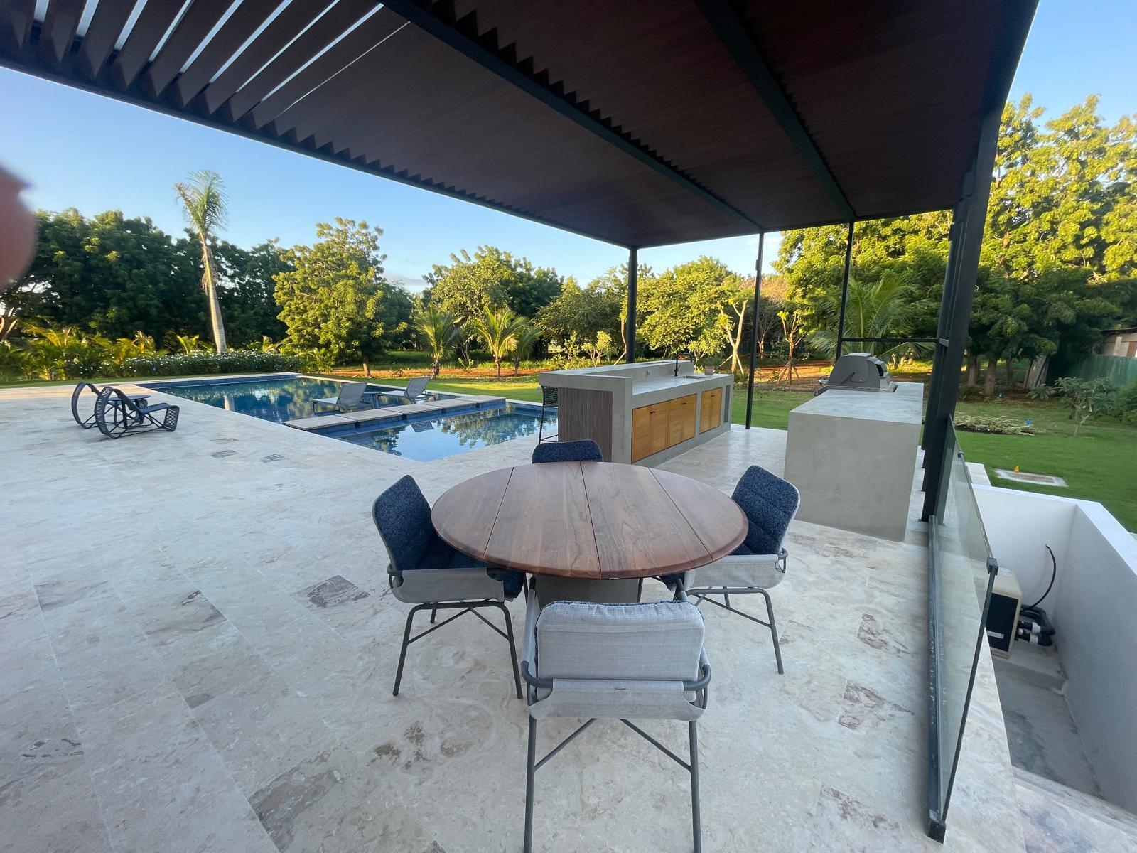 8 5 Property Photo 23