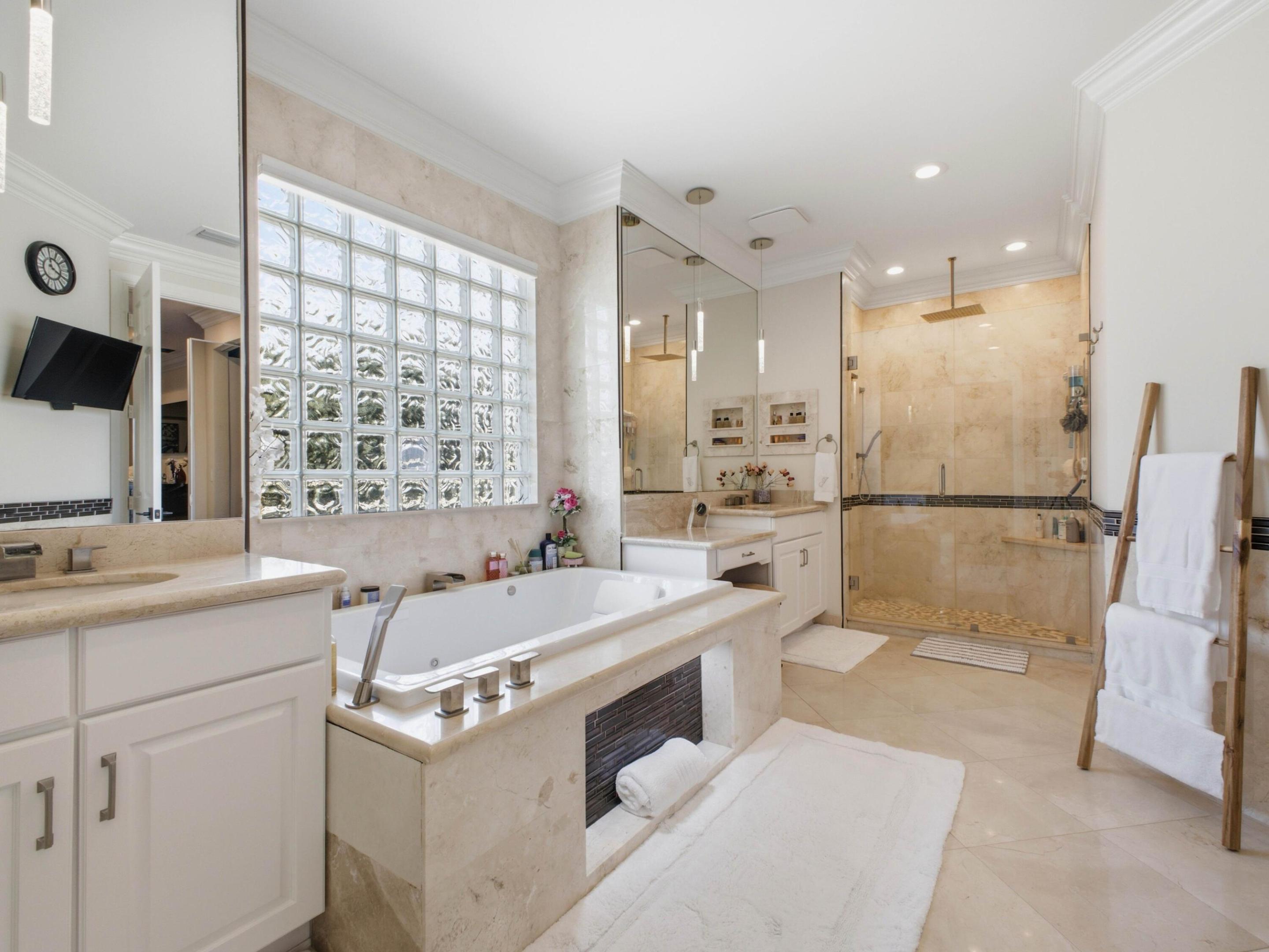 9517 Equus Circle Property Photo 45