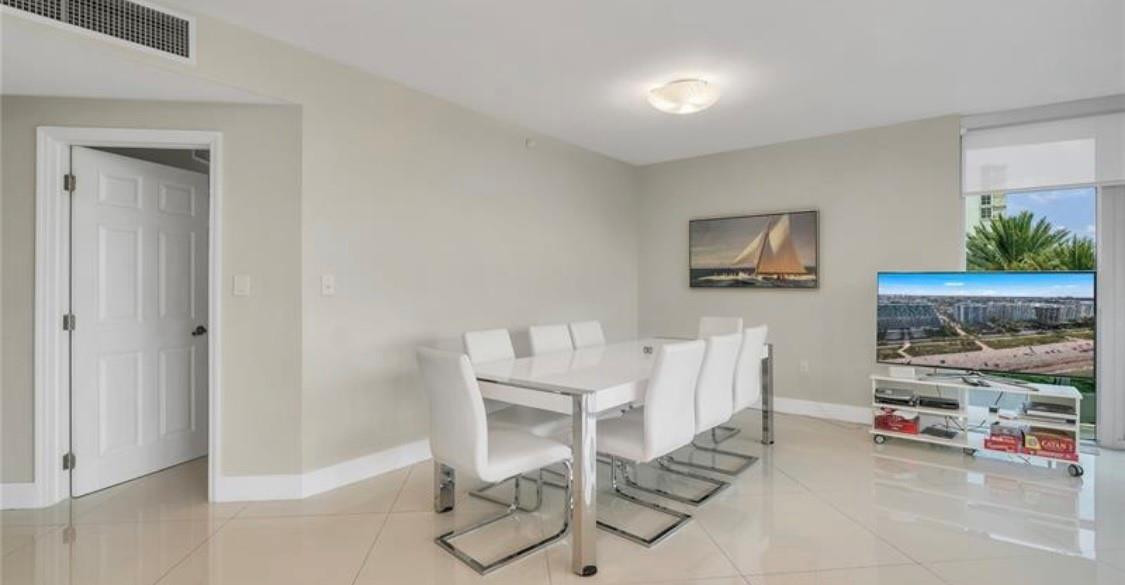 9401 Collins Avenue 402 Property Photo 28