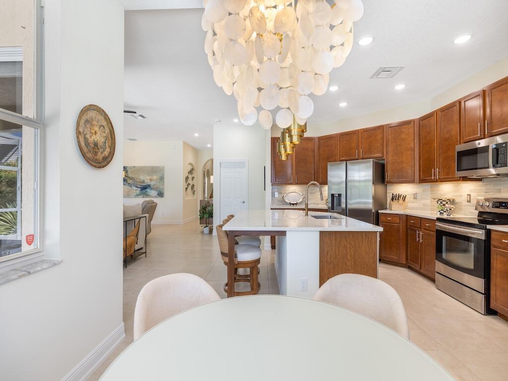 6000 Venetto Way Property Photo 18
