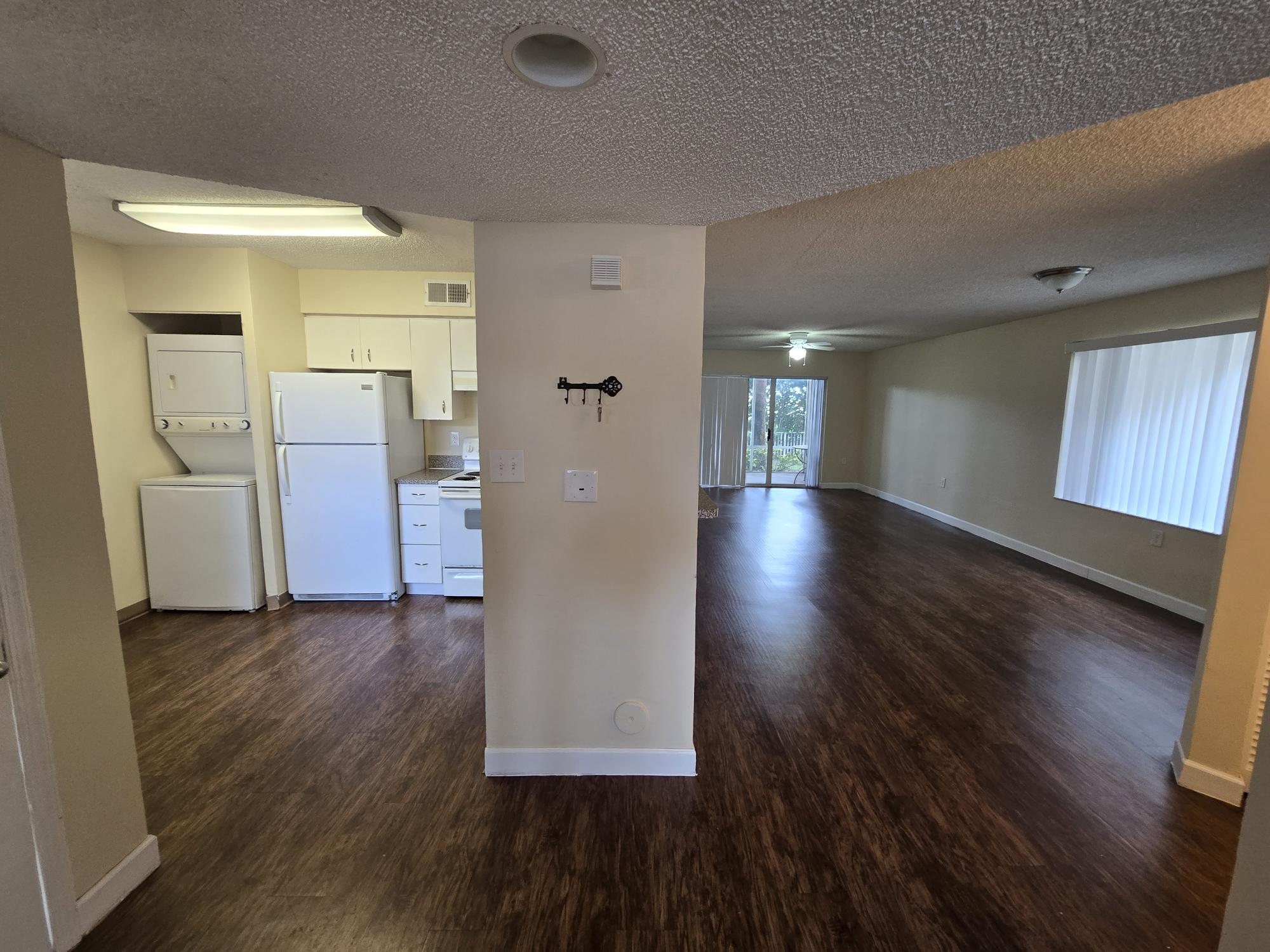 13106 Glenmoor Drive 131 Property Photo 5