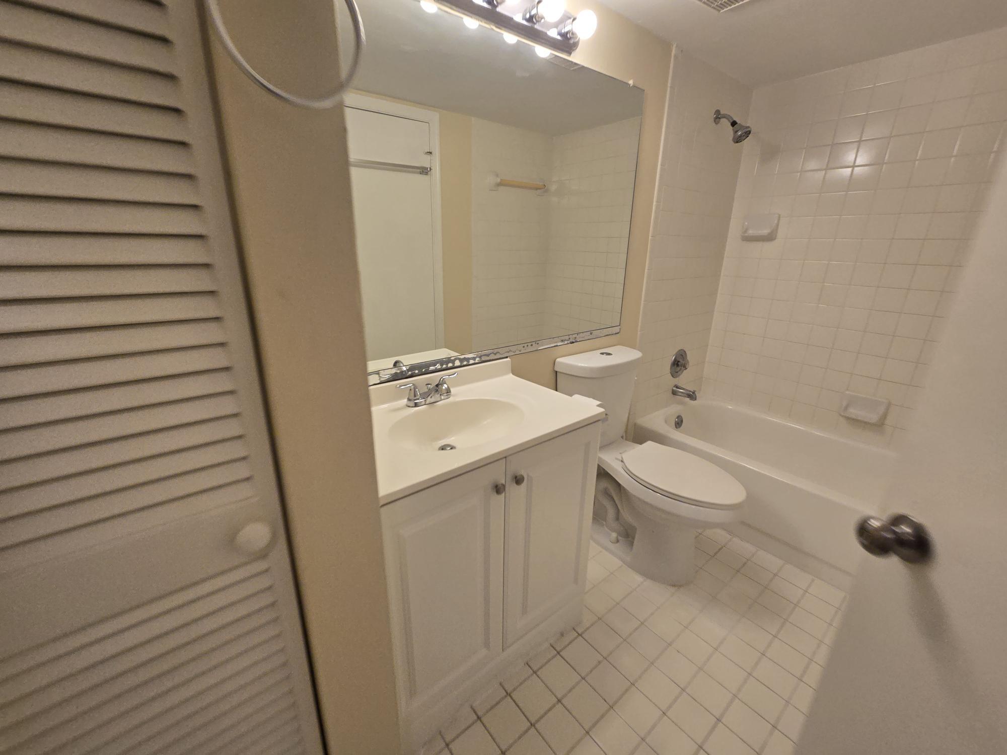 13106 Glenmoor Drive 131 Property Photo 11