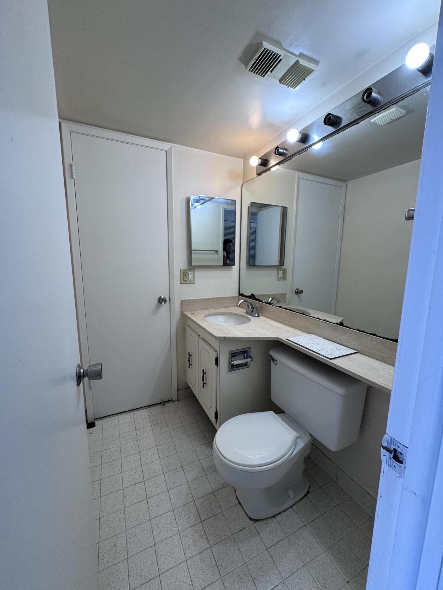 600 Ne 36th Street 1112 Property Photo 28