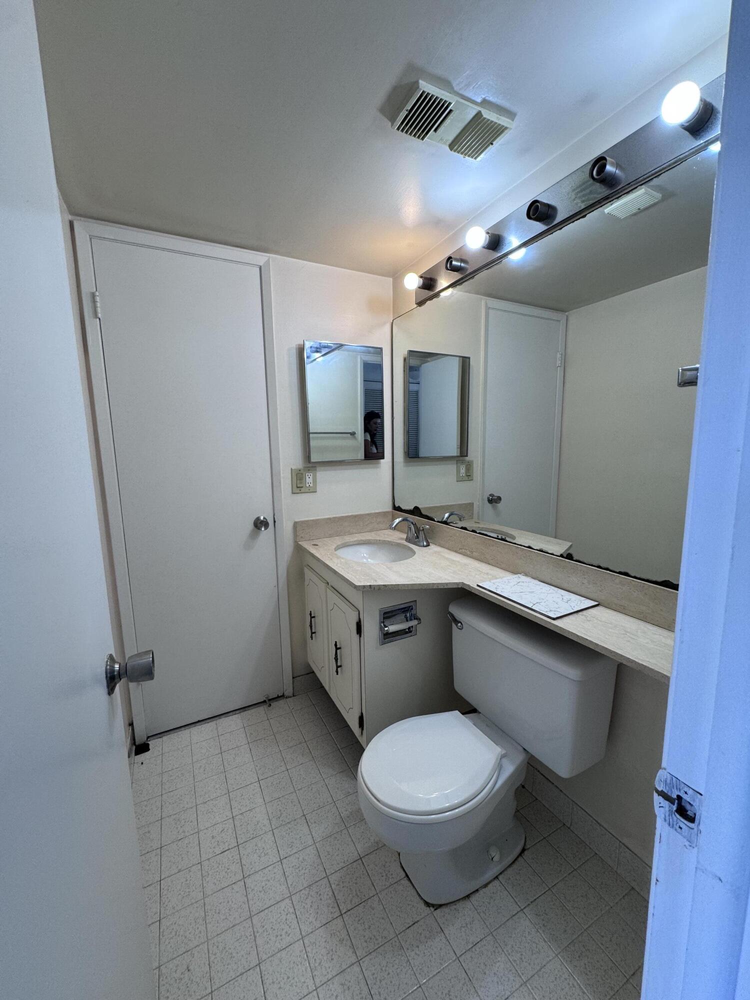 600 Ne 36th Street 1112 Property Photo 29