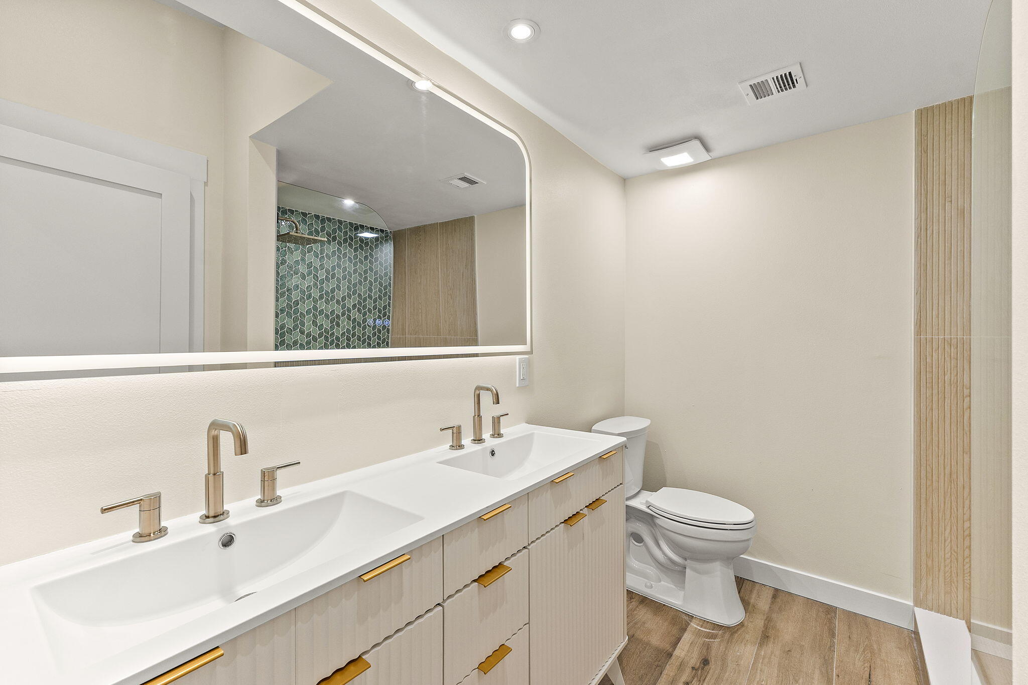 3615 Indian River Drive E Property Photo 20