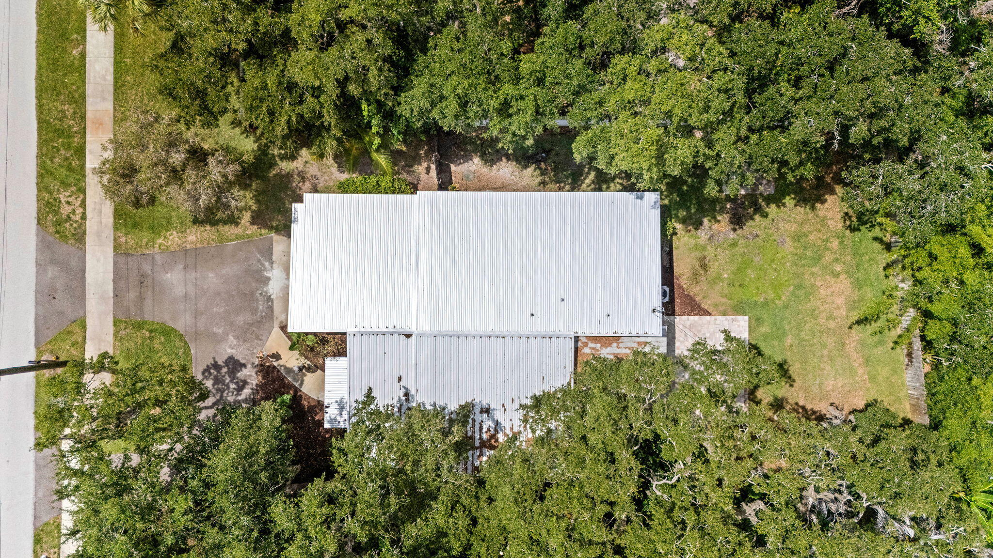 3615 Indian River Drive E Property Photo 39