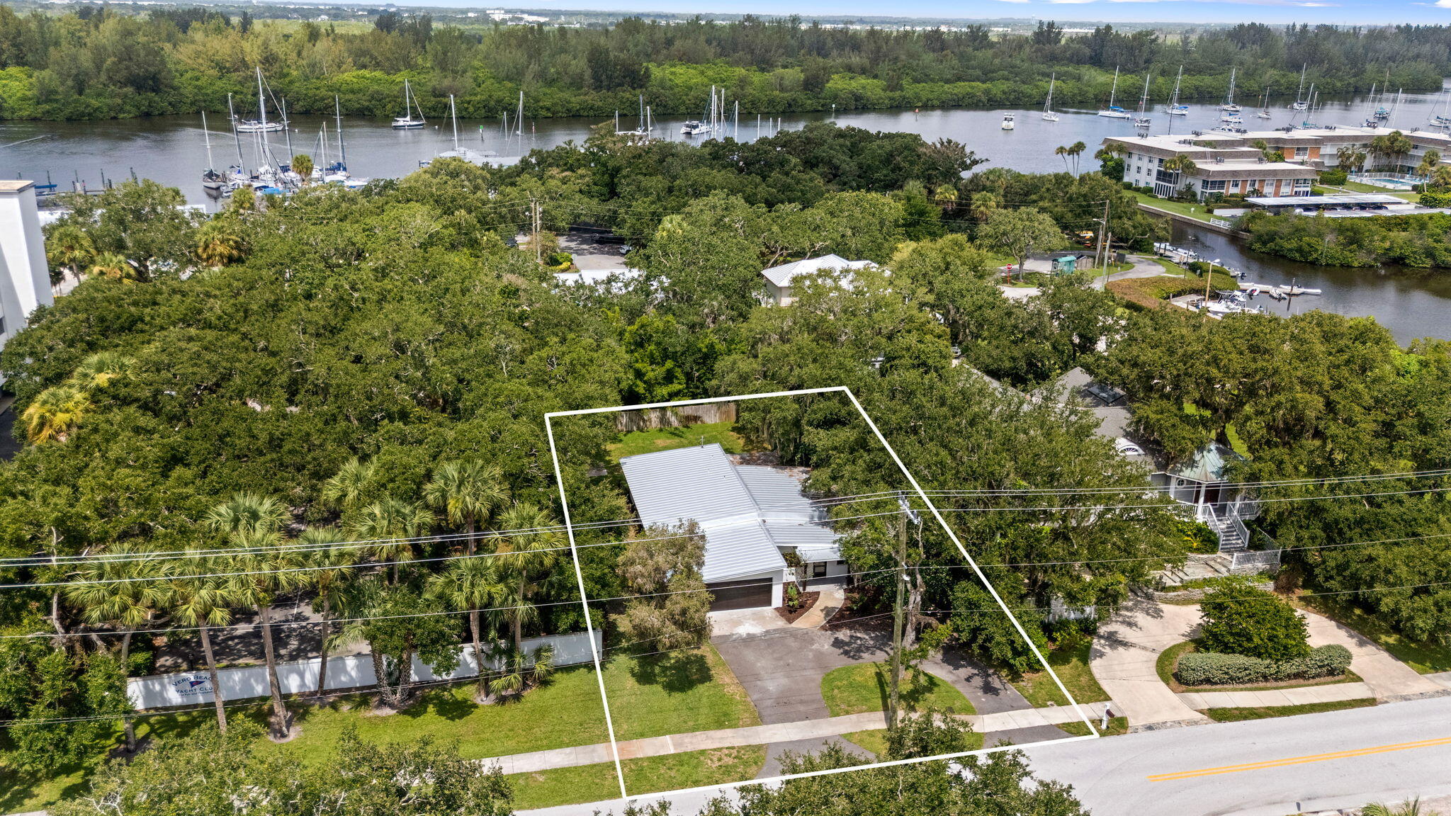 3615 Indian River Drive E Property Photo 42