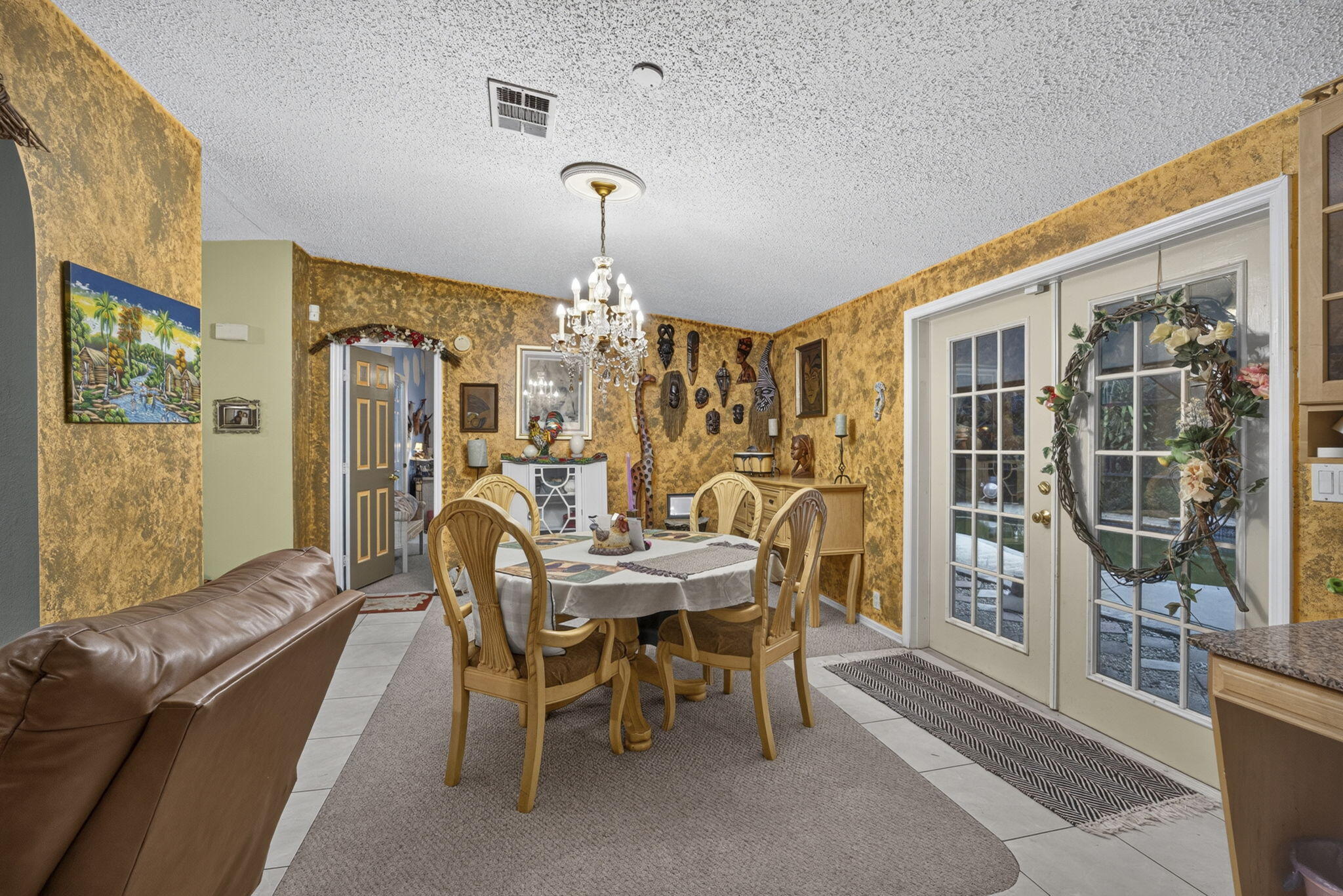 15182 Steffen Lane Property Photo 6
