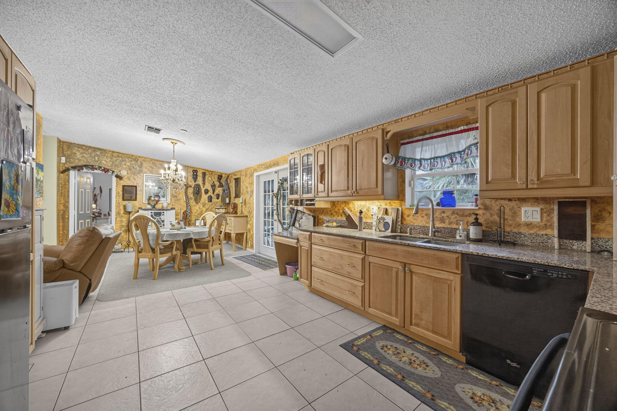 15182 Steffen Lane Property Photo 7