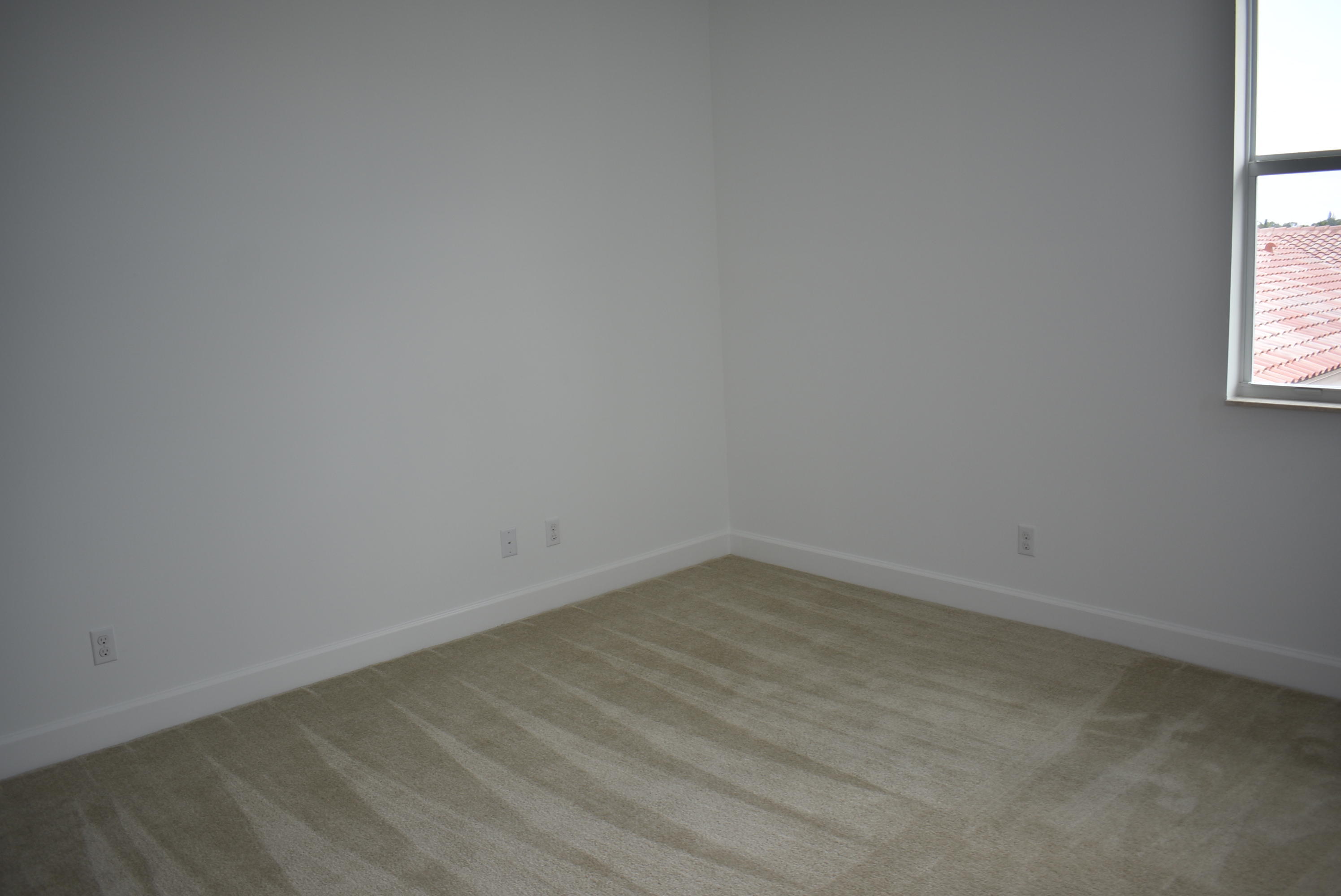 8865 Kingsmoor Way Property Photo 14