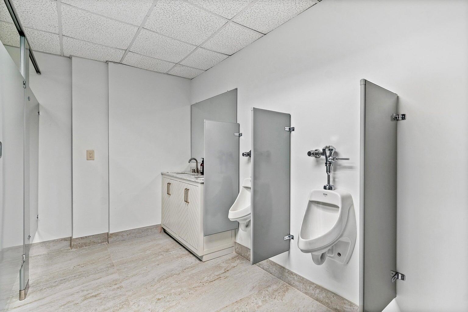 555 Sw 12th Avenue 104 Property Photo 10