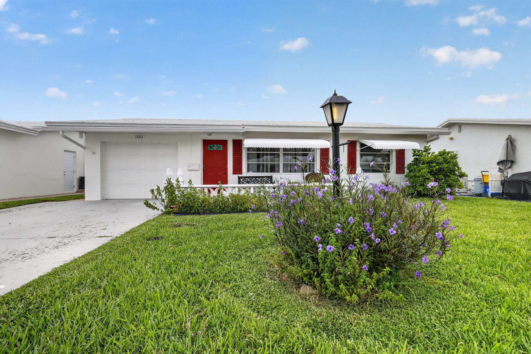 1303 SW 15TH Property Photo 1