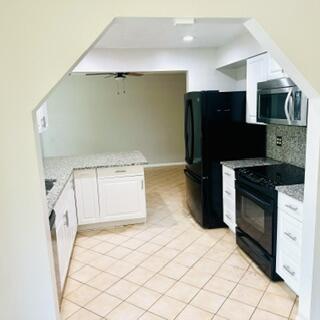 251 Las Palmas Street Property Photo 3