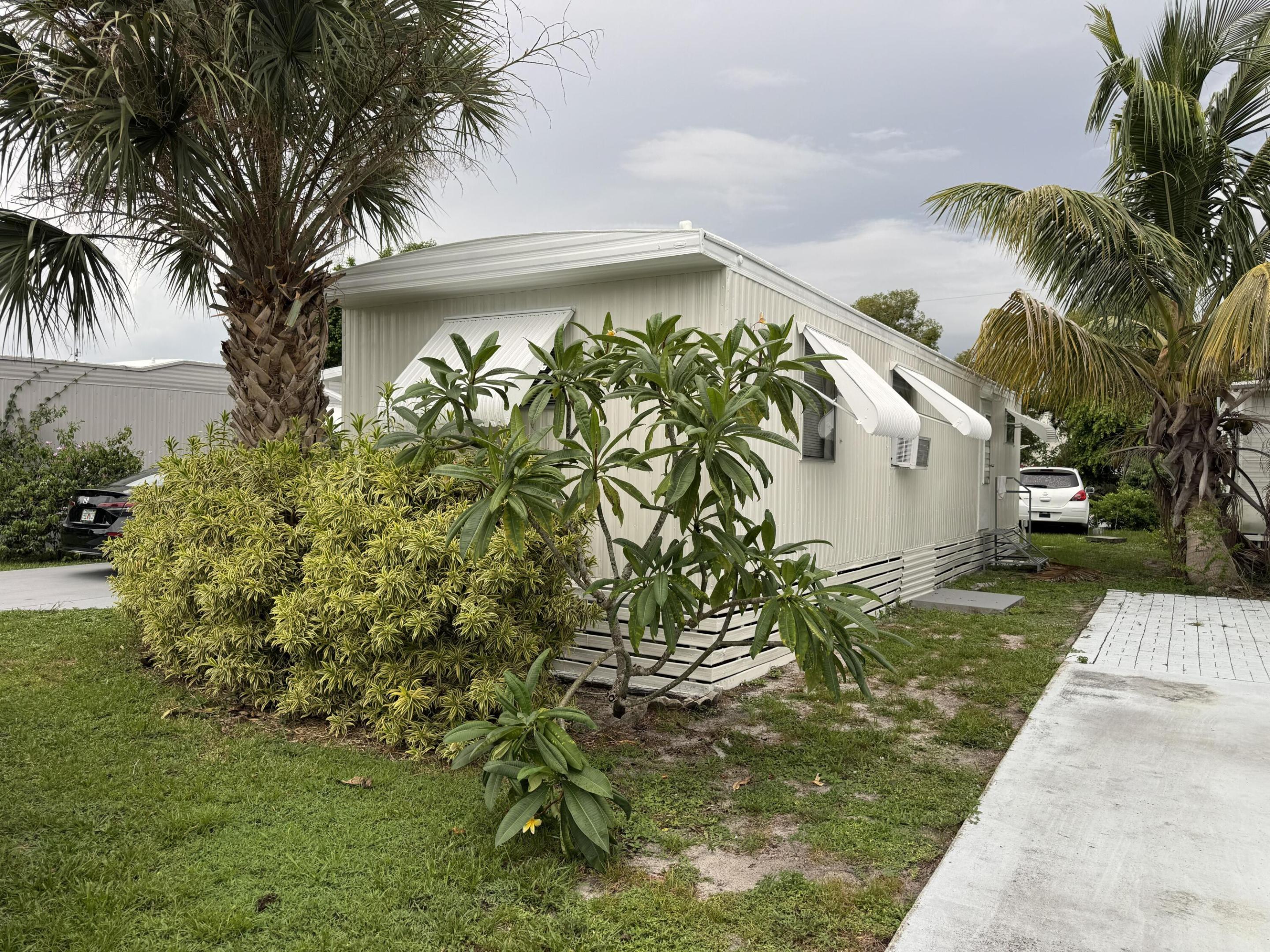 16 Palm Drive 16 Property Photo 10