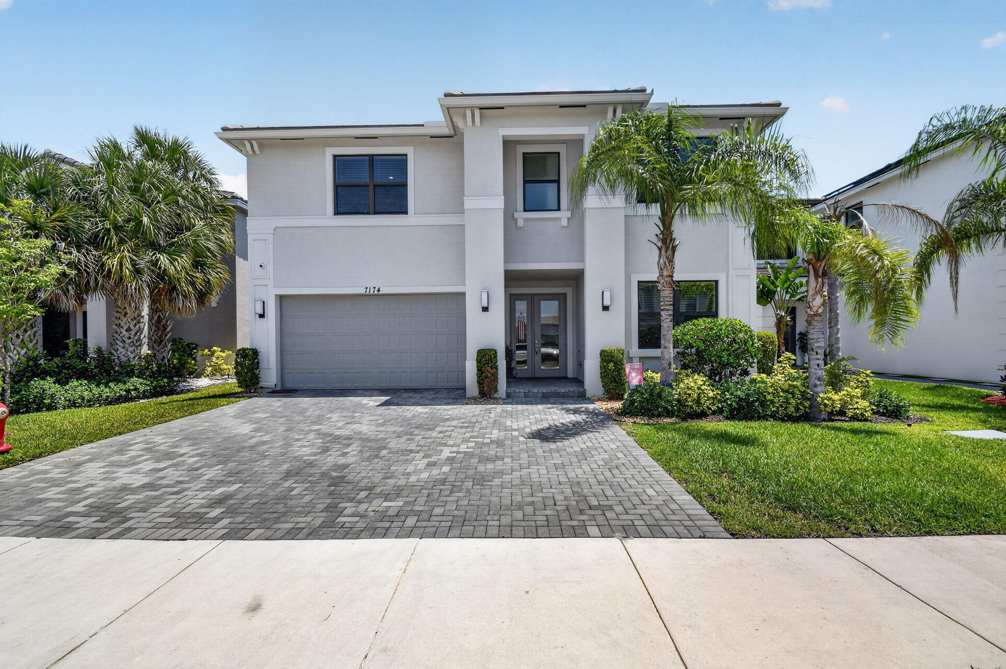 7174 Villamar Way