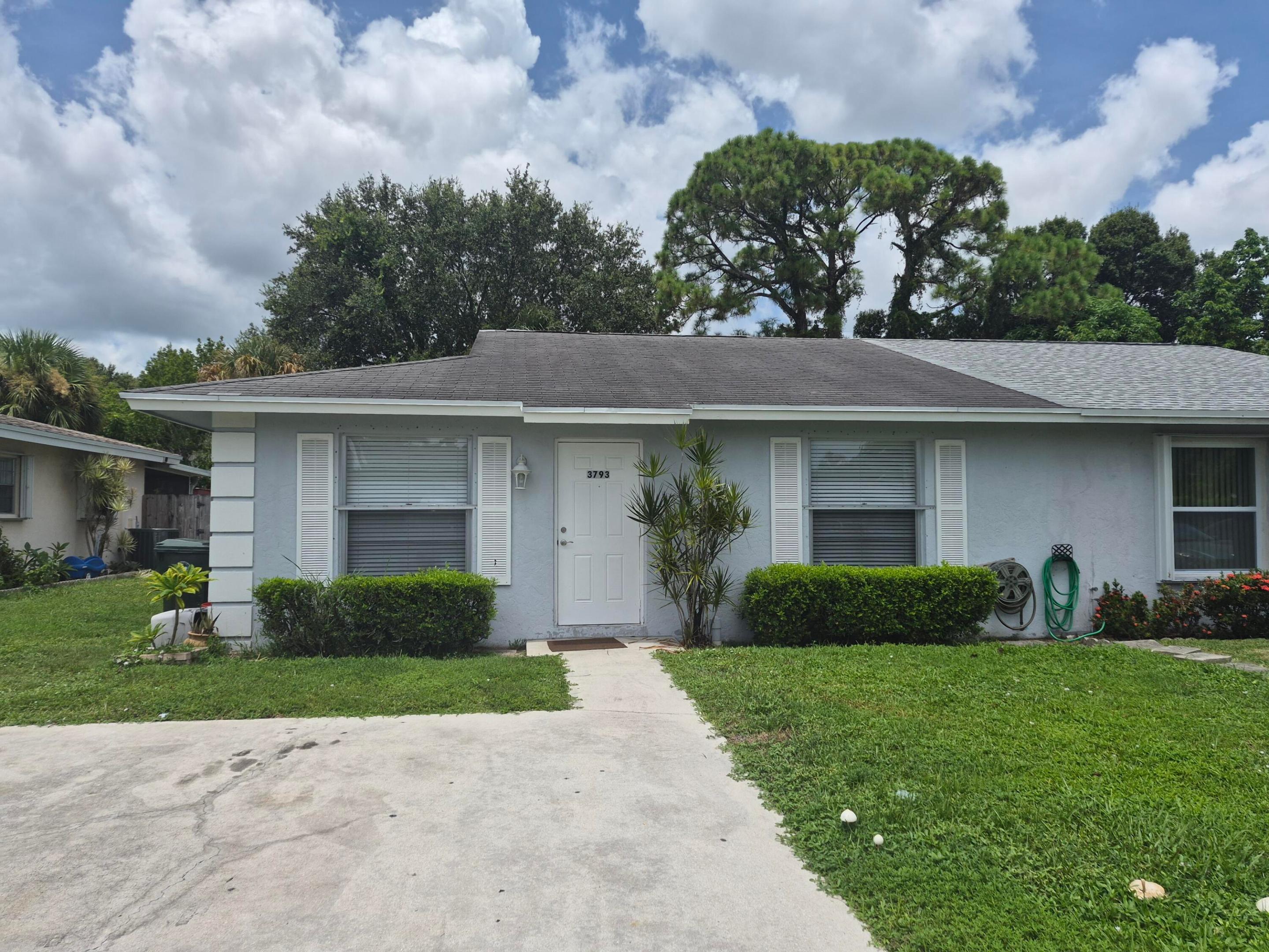 3793 Heather Drive W Property Photo 1