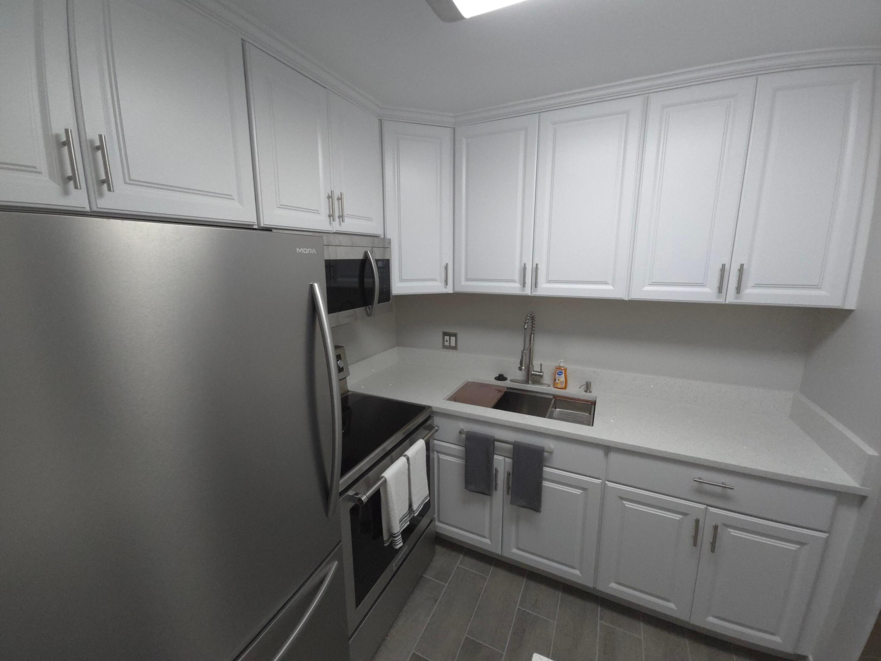 208 Kent M Property Photo 2