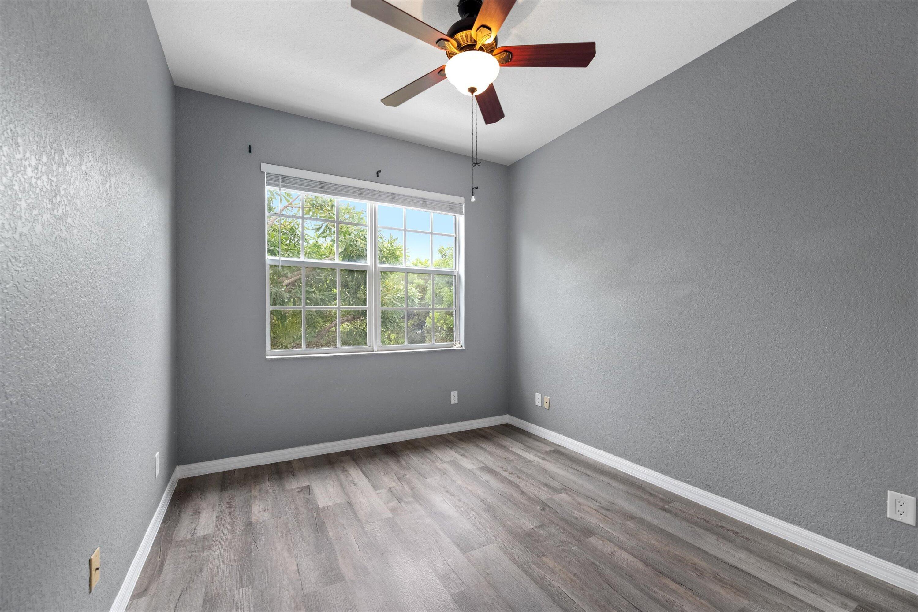 902 S Federal Highway 8 Property Photo 14