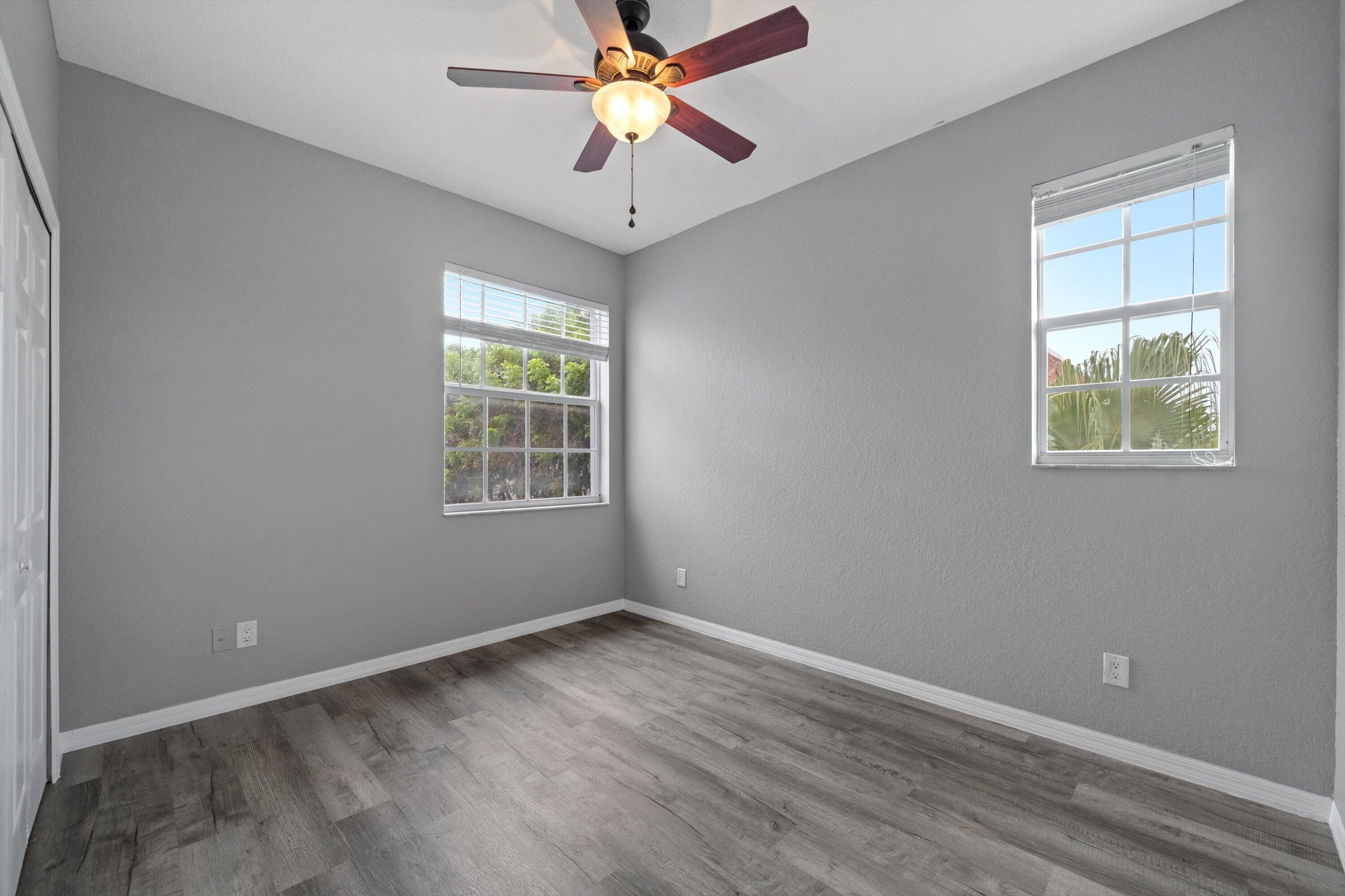 902 S Federal Highway 8 Property Photo 18