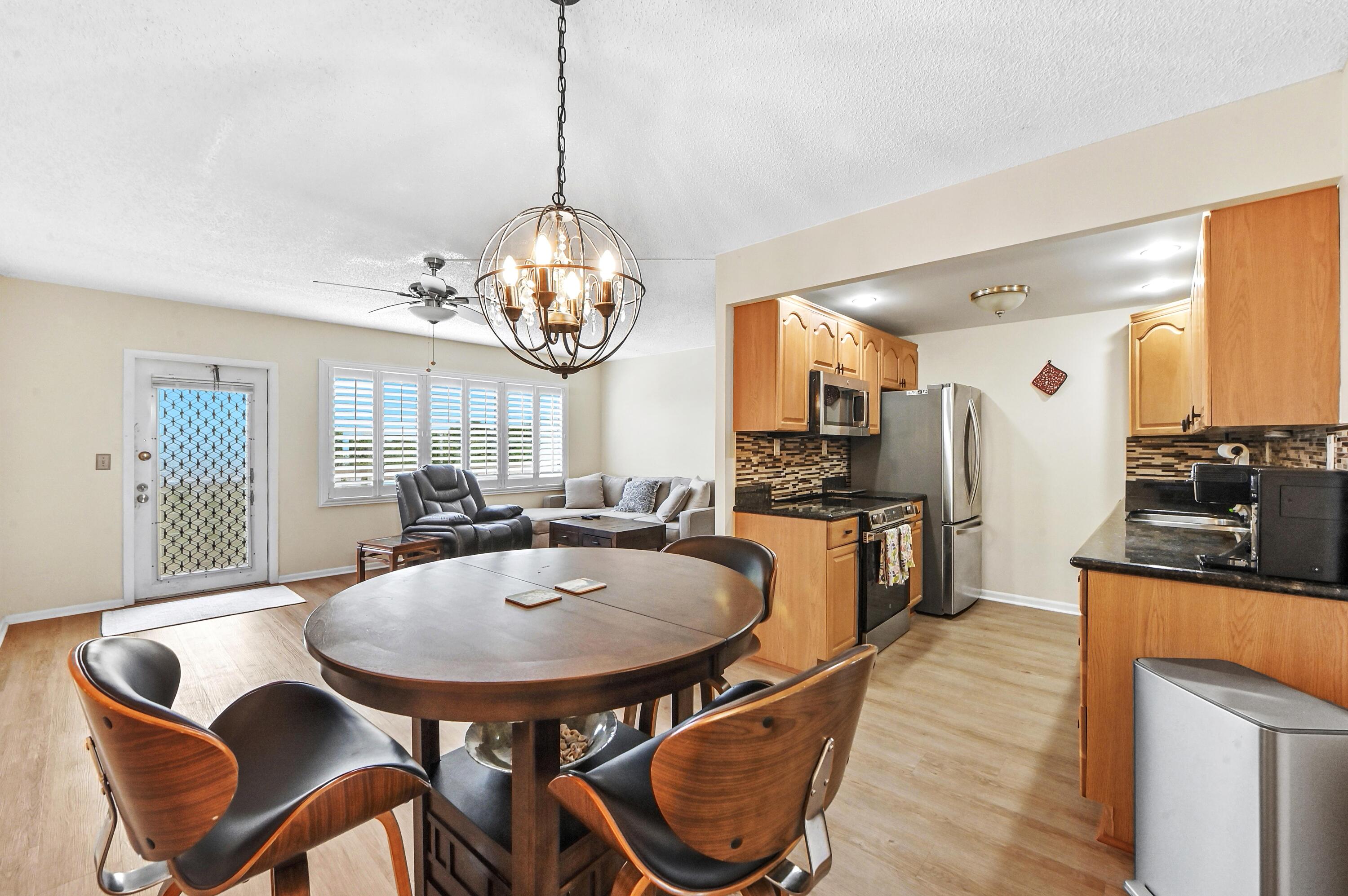 4087 Newport S Property Photo 1