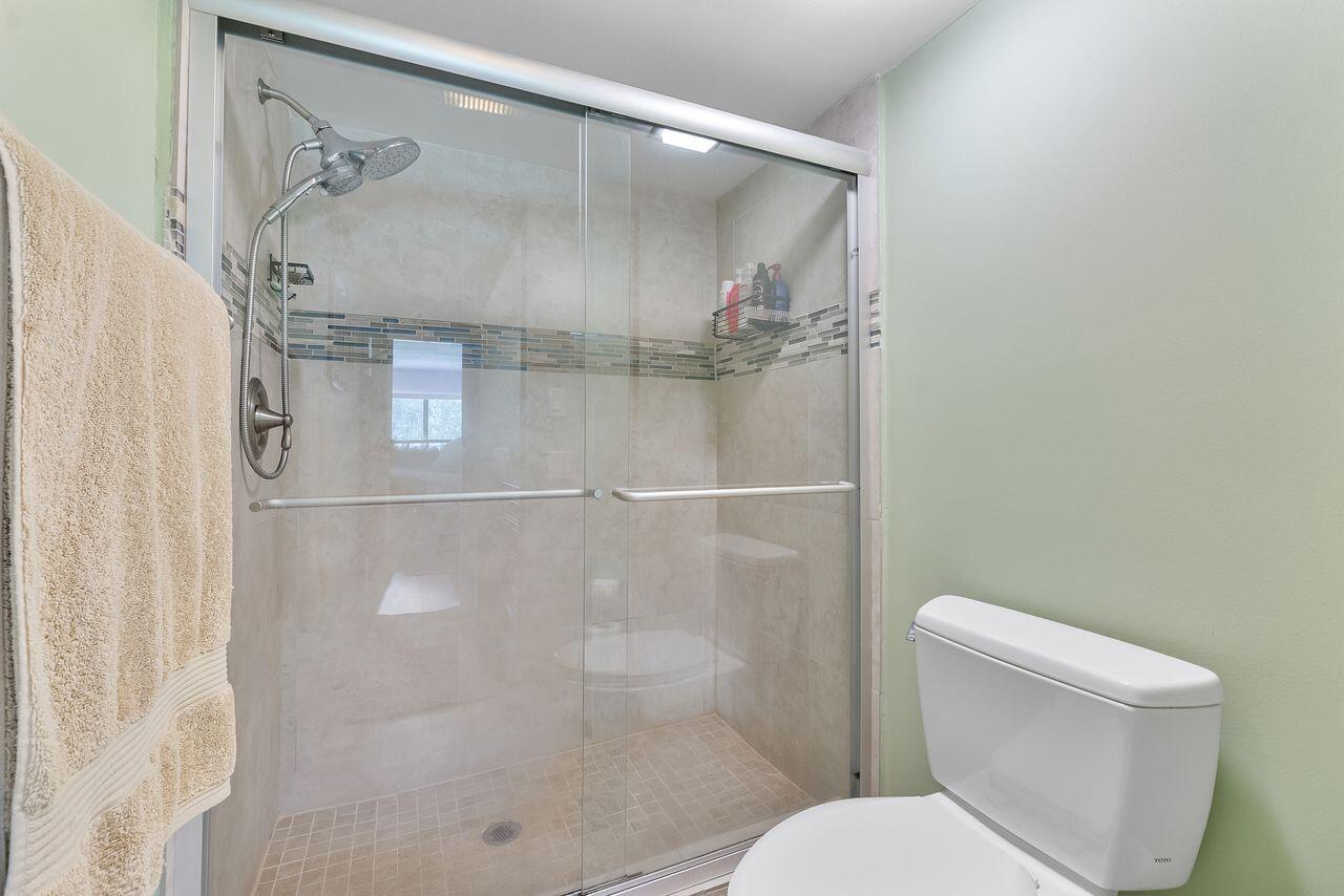 5055 Oak Hill Lane 213 Property Photo 29