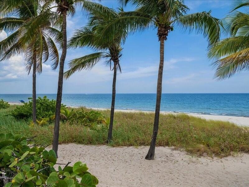 1370 S Ocean Boulevard 305 Property Photo 1
