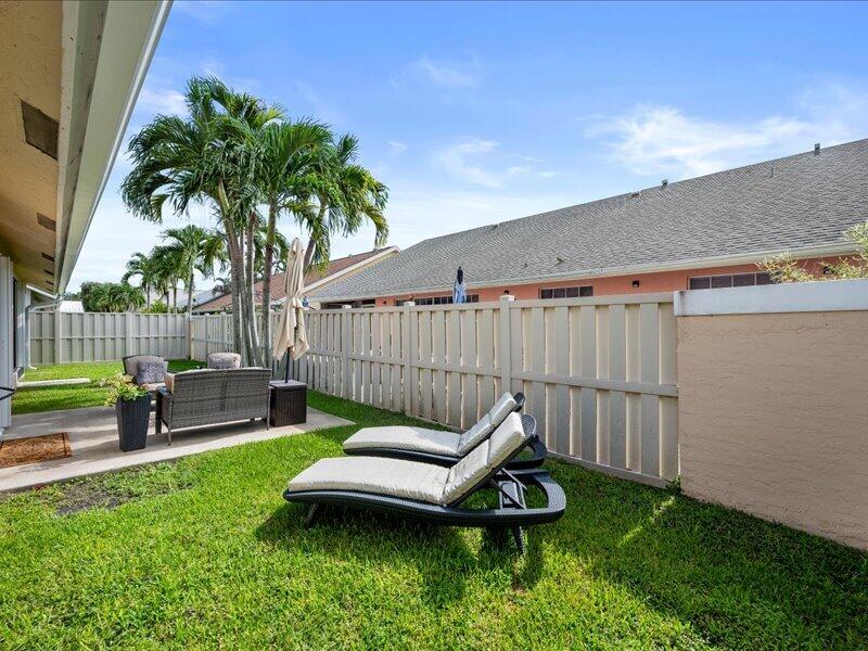 237 Moccasin Trail W Property Photo 24