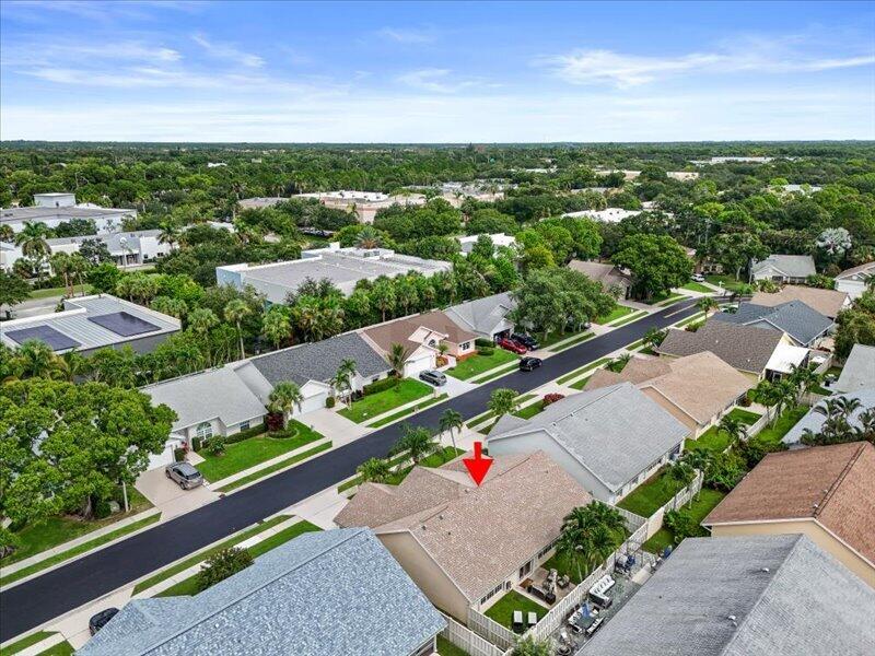 237 Moccasin Trail W Property Photo 30