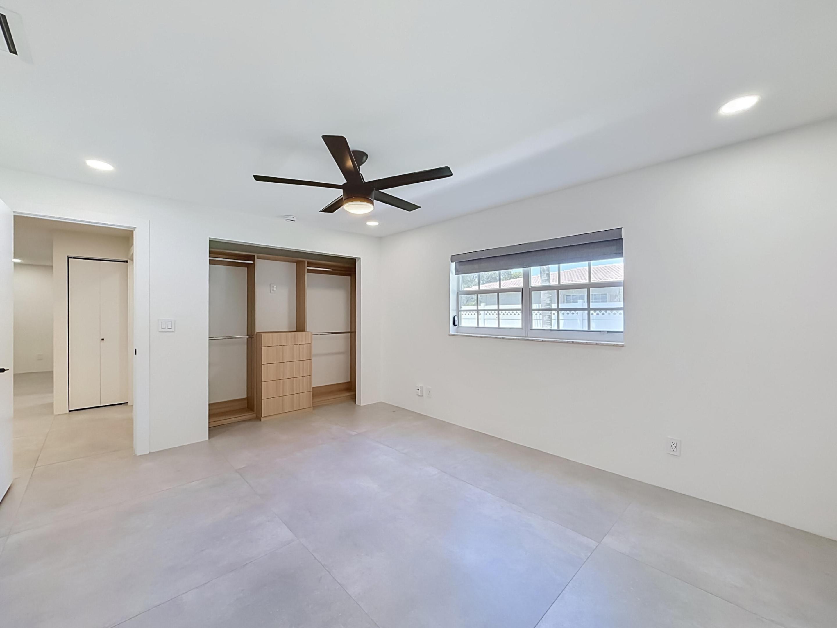 8971 Nw 33rd Street E-w Property Photo 12
