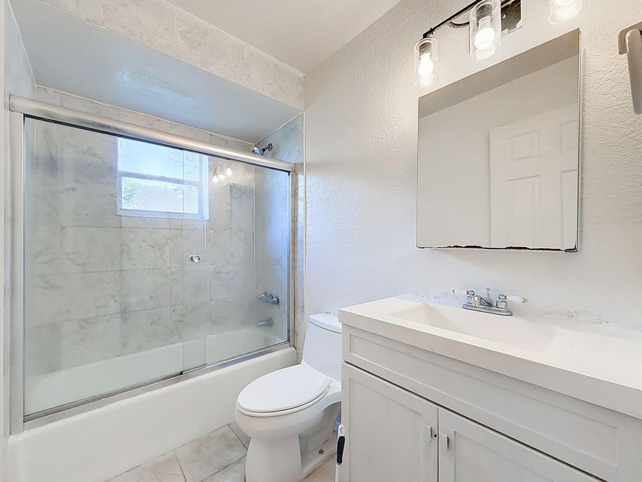 8971 Nw 33rd Street E-w Property Photo 36